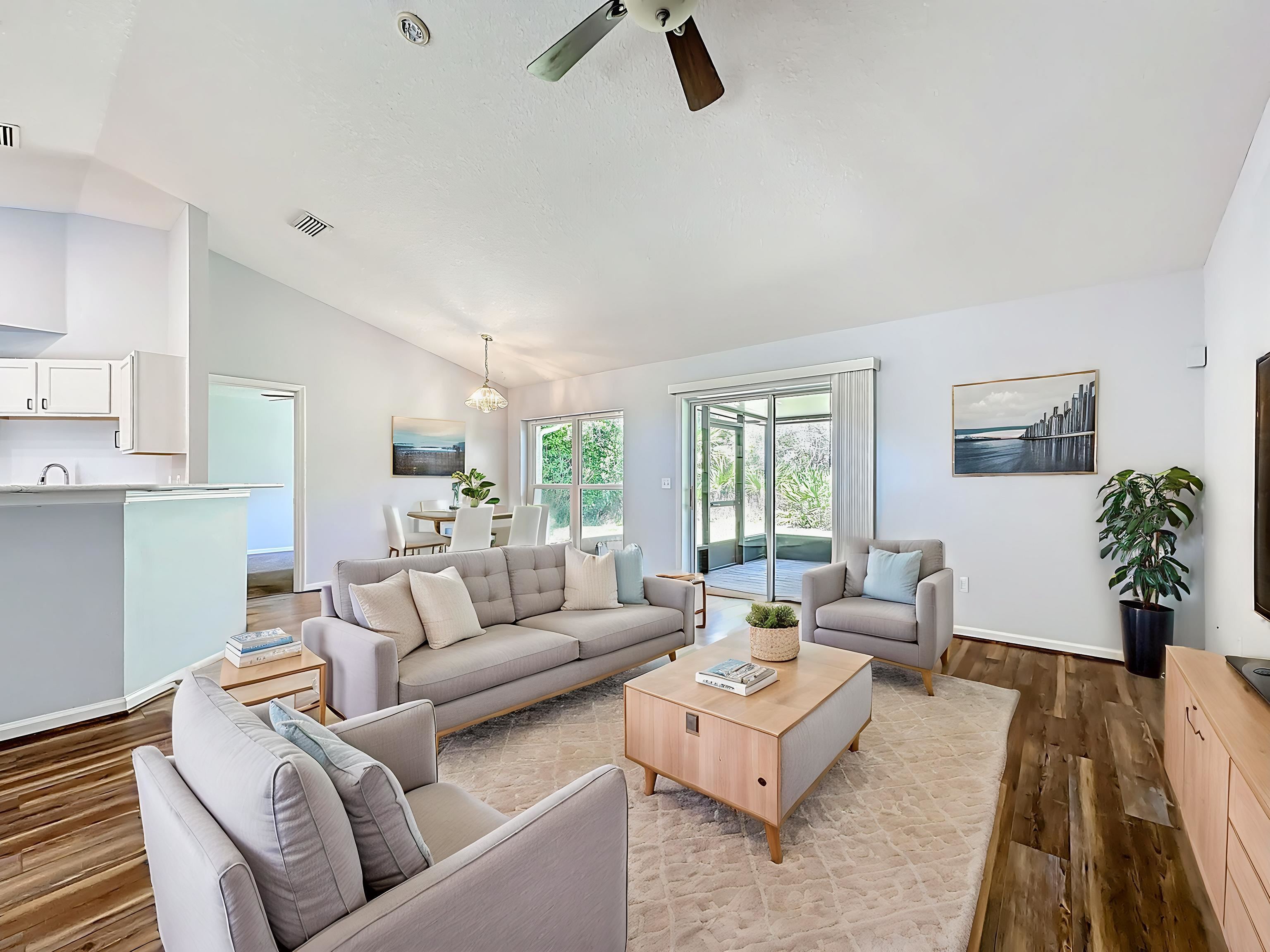 Image 13 of 68 For 200 Merida Rd