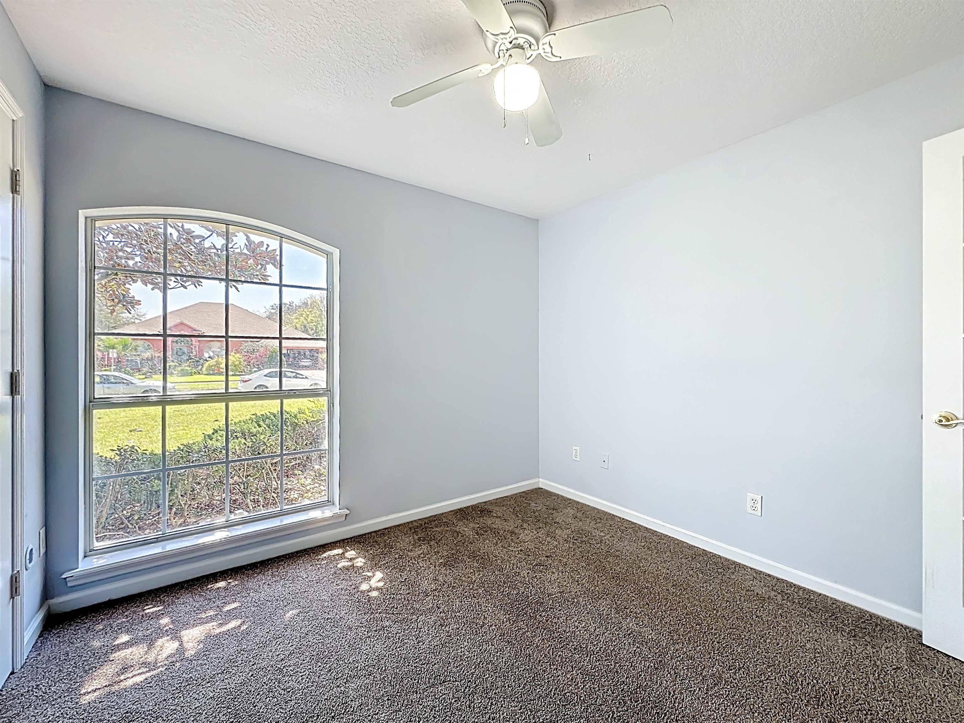 Image 20 of 68 For 200 Merida Rd