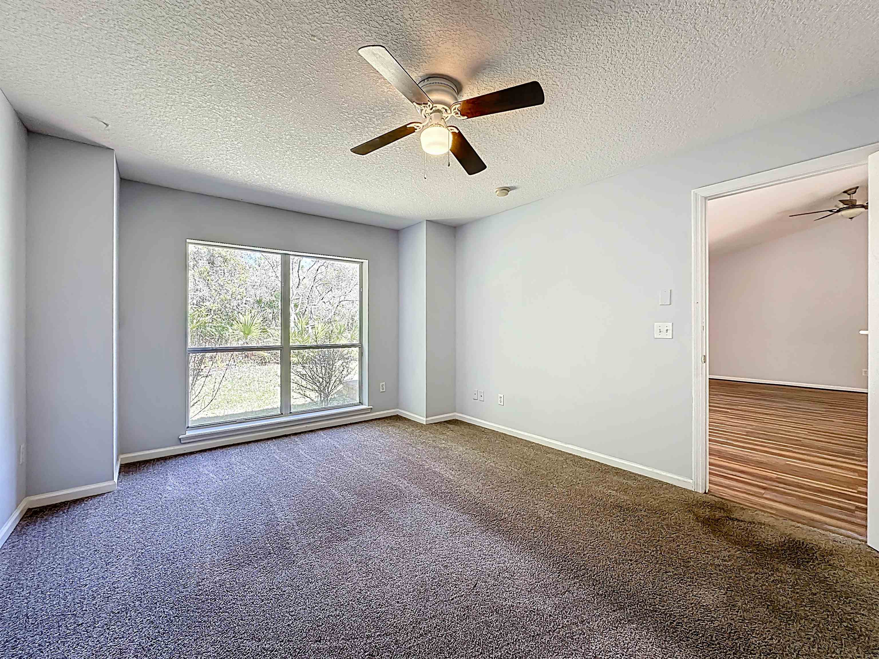 Image 35 of 68 For 200 Merida Rd