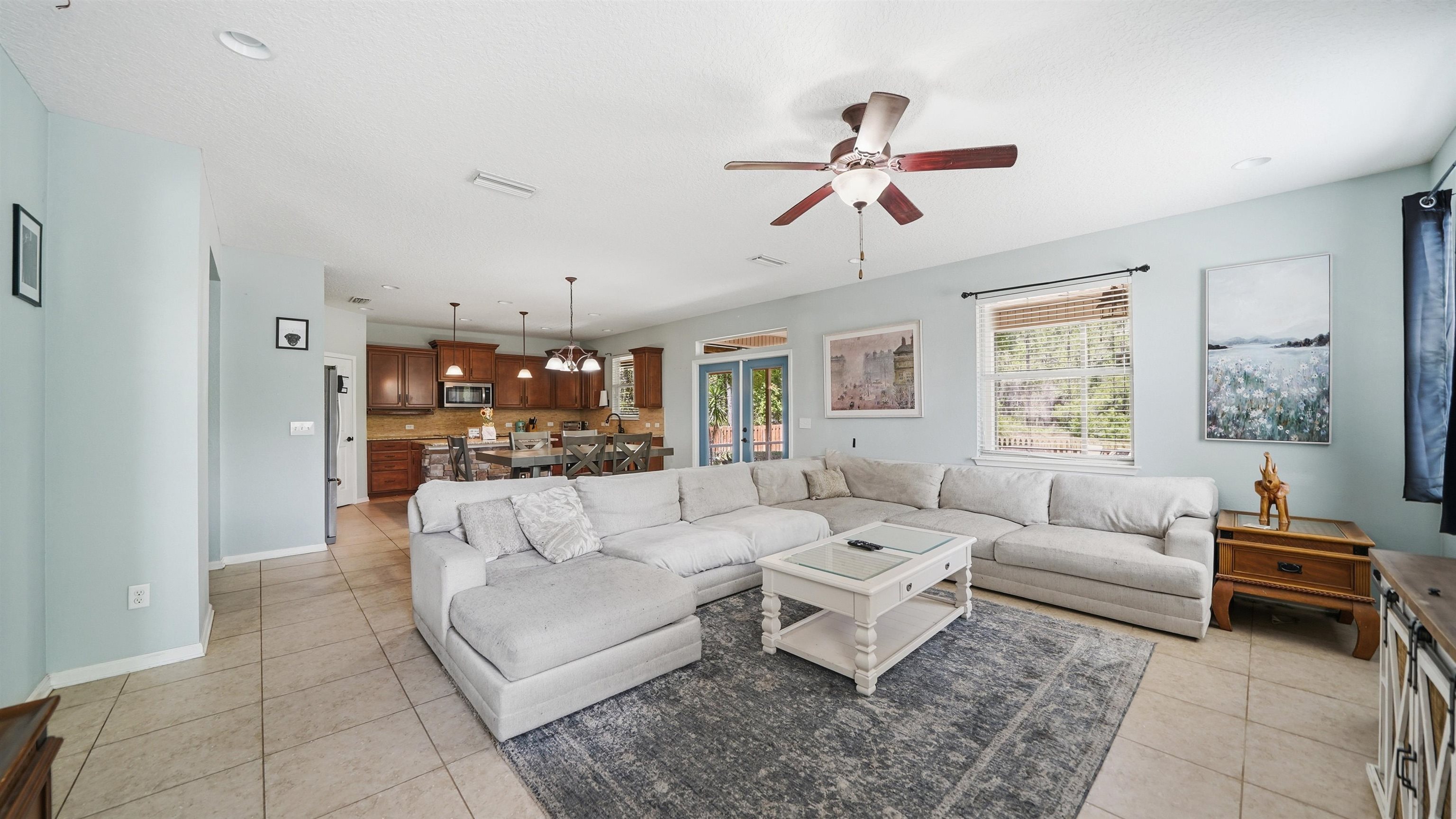 Image 11 of 58 For 104 Claremont Ct