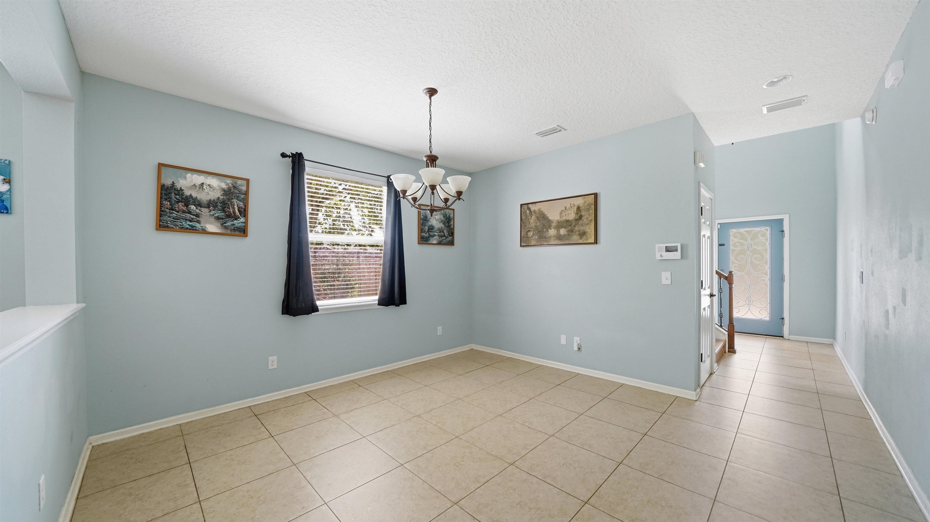 Image 9 of 58 For 104 Claremont Ct