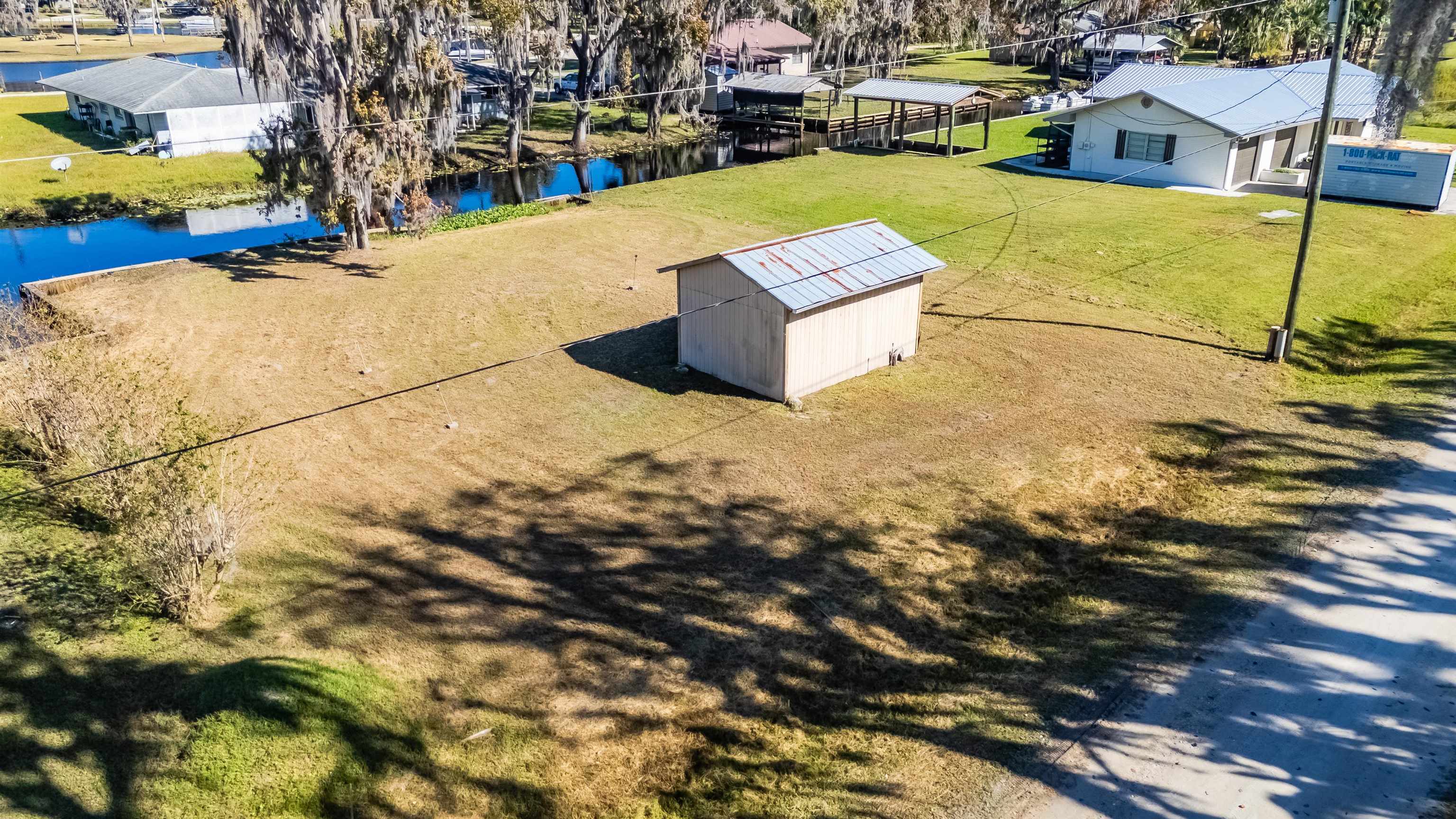 Image 3 of 17 For 142 Hicks Ave