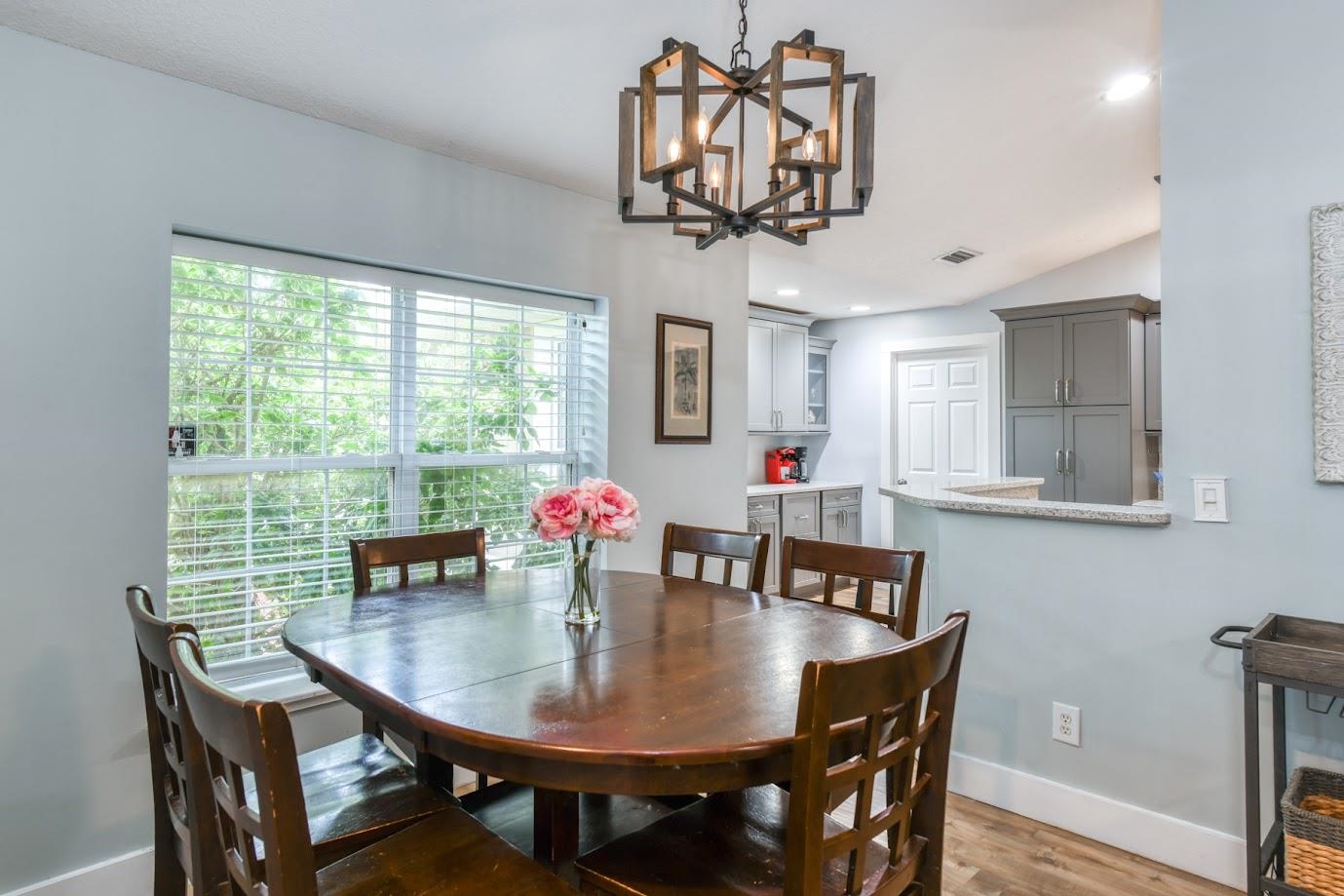 Image 9 of 39 For 5398 Soundview Ave (pool Home)