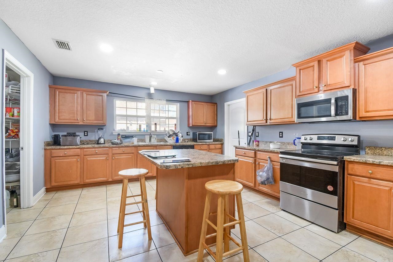 Image 22 of 22 For 46 Riddle Dr