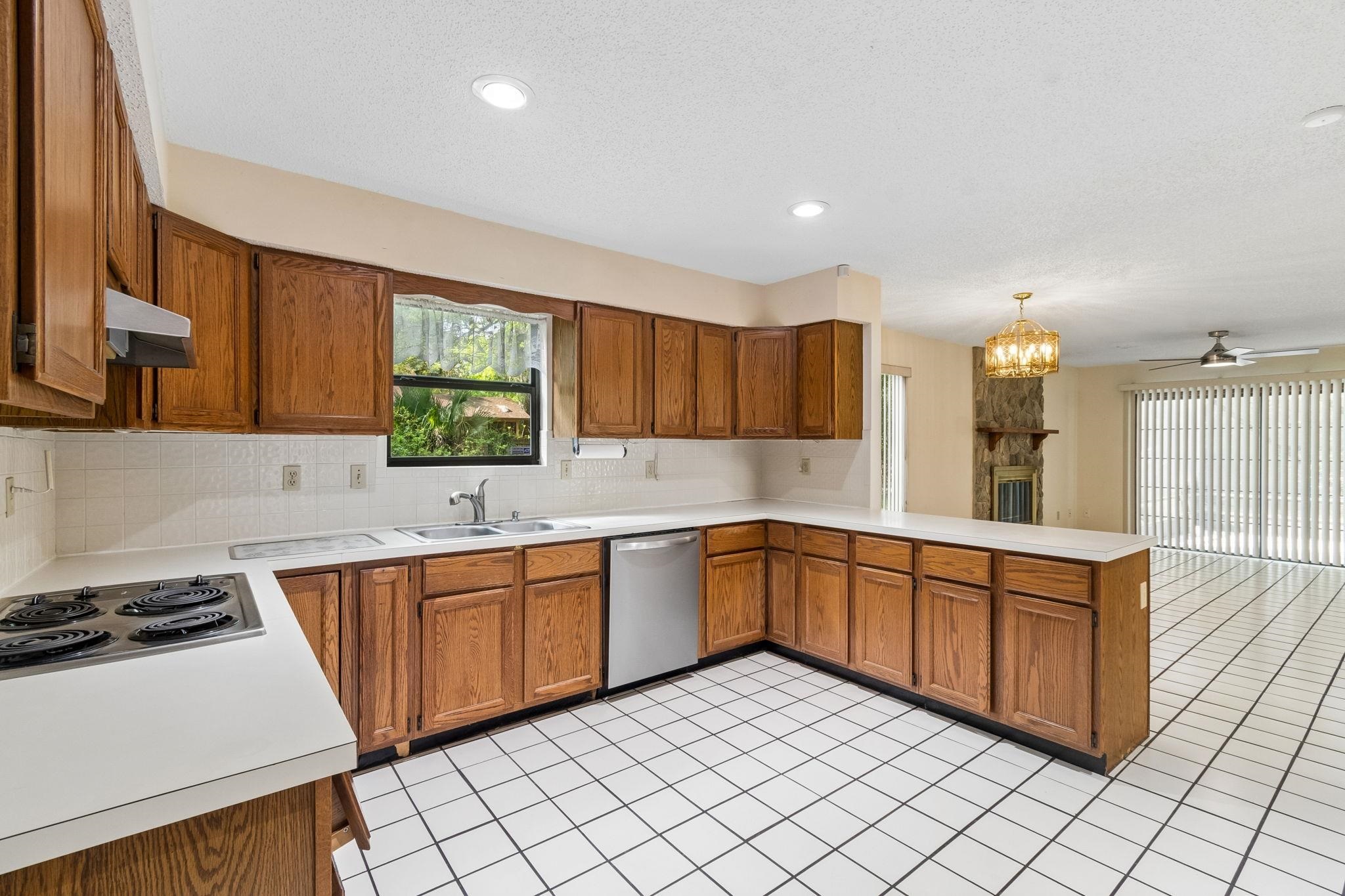 Image 12 of 82 For 4221 Wicks Branch