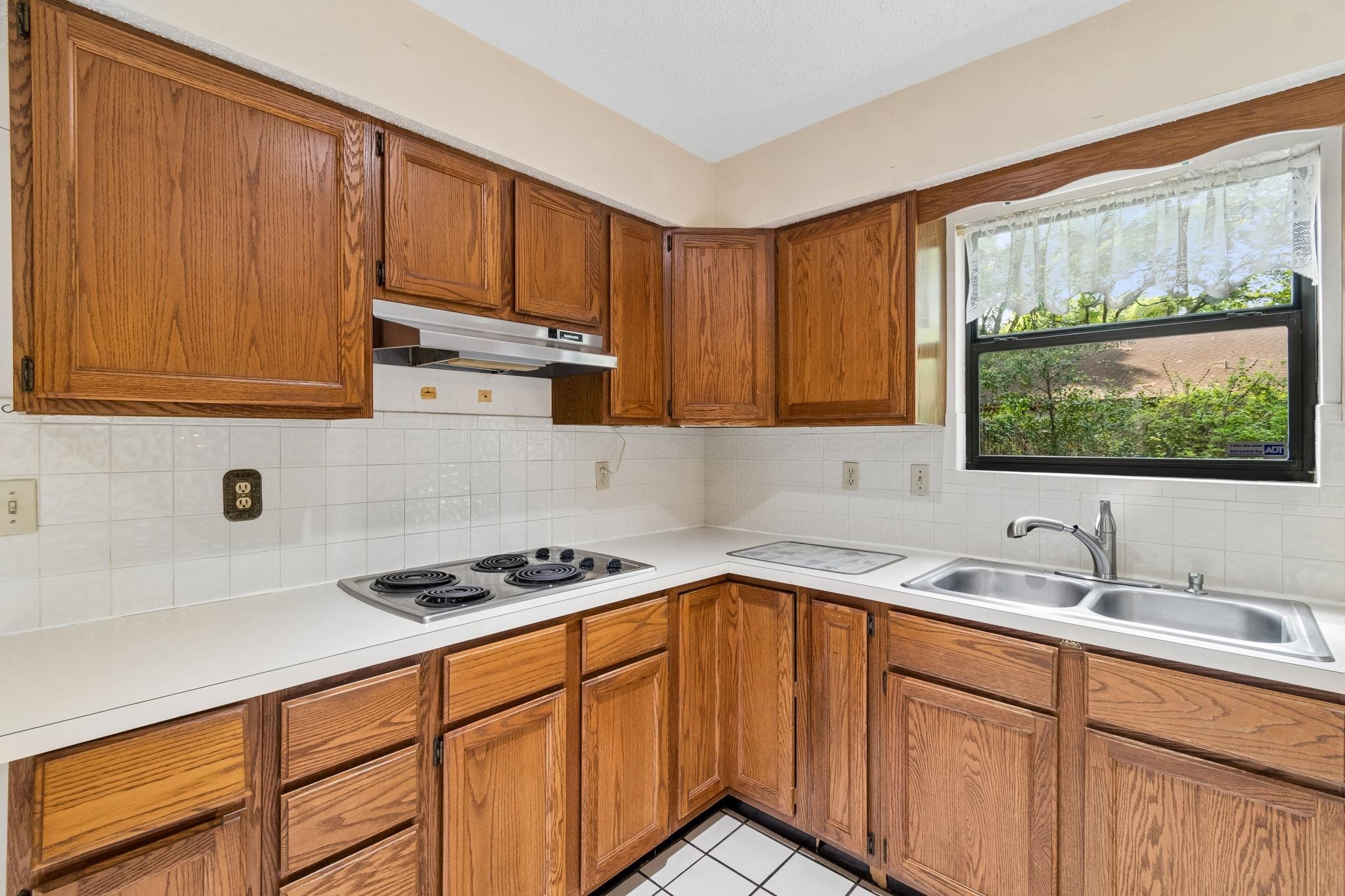 Image 13 of 82 For 4221 Wicks Branch