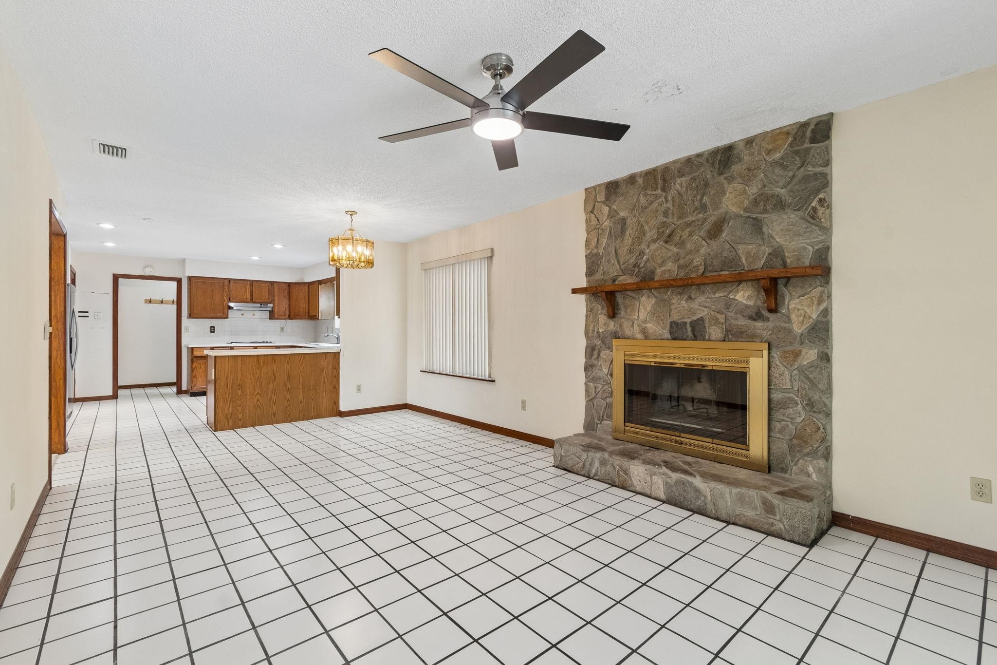 Image 23 of 82 For 4221 Wicks Branch