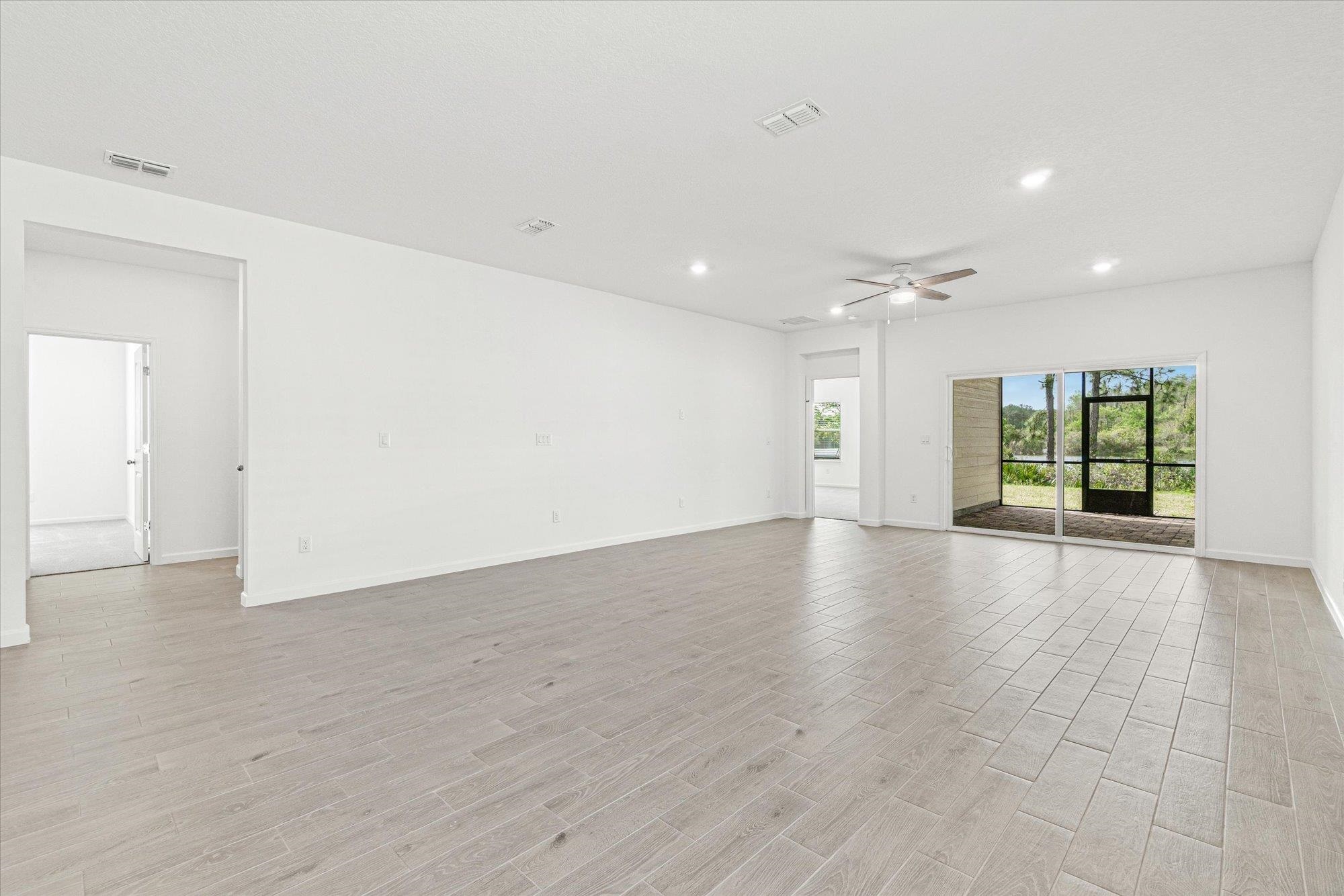 Image 12 of 67 For 89 Kingsley Park Way