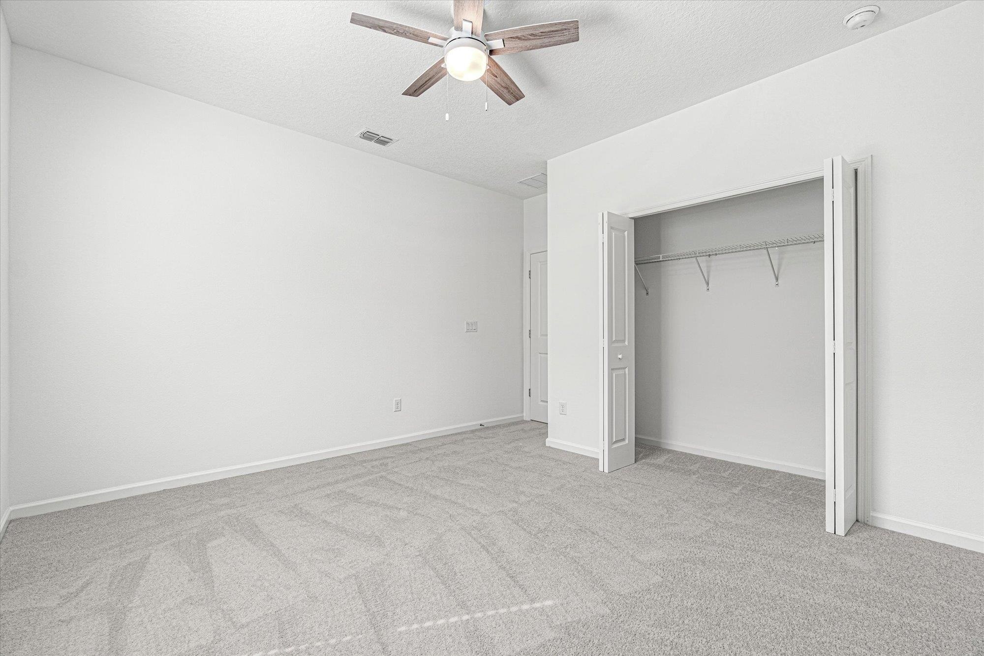 Image 27 of 67 For 89 Kingsley Park Way