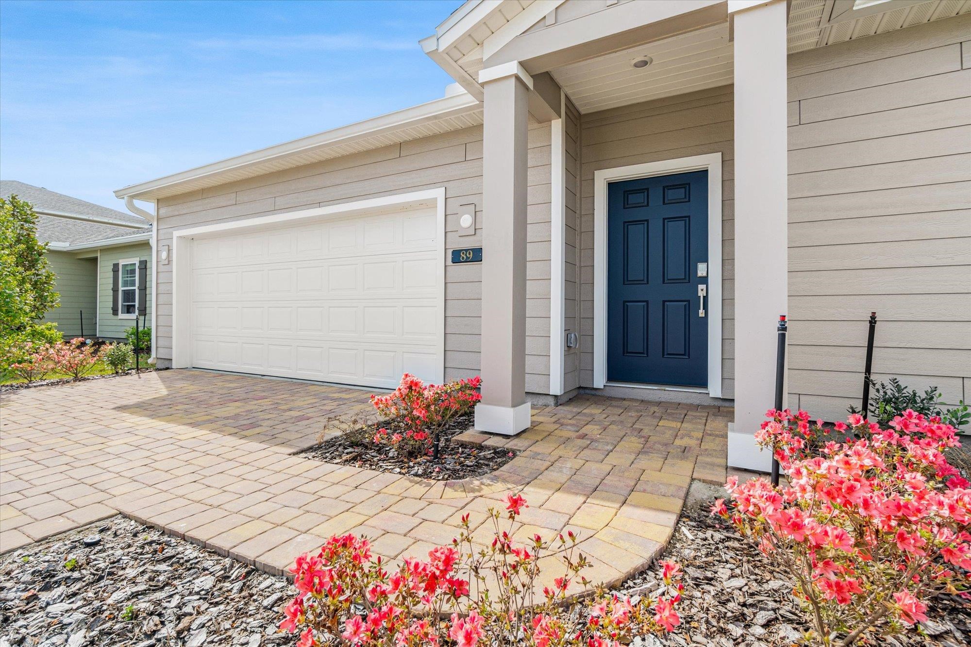 Image 3 of 67 For 89 Kingsley Park Way