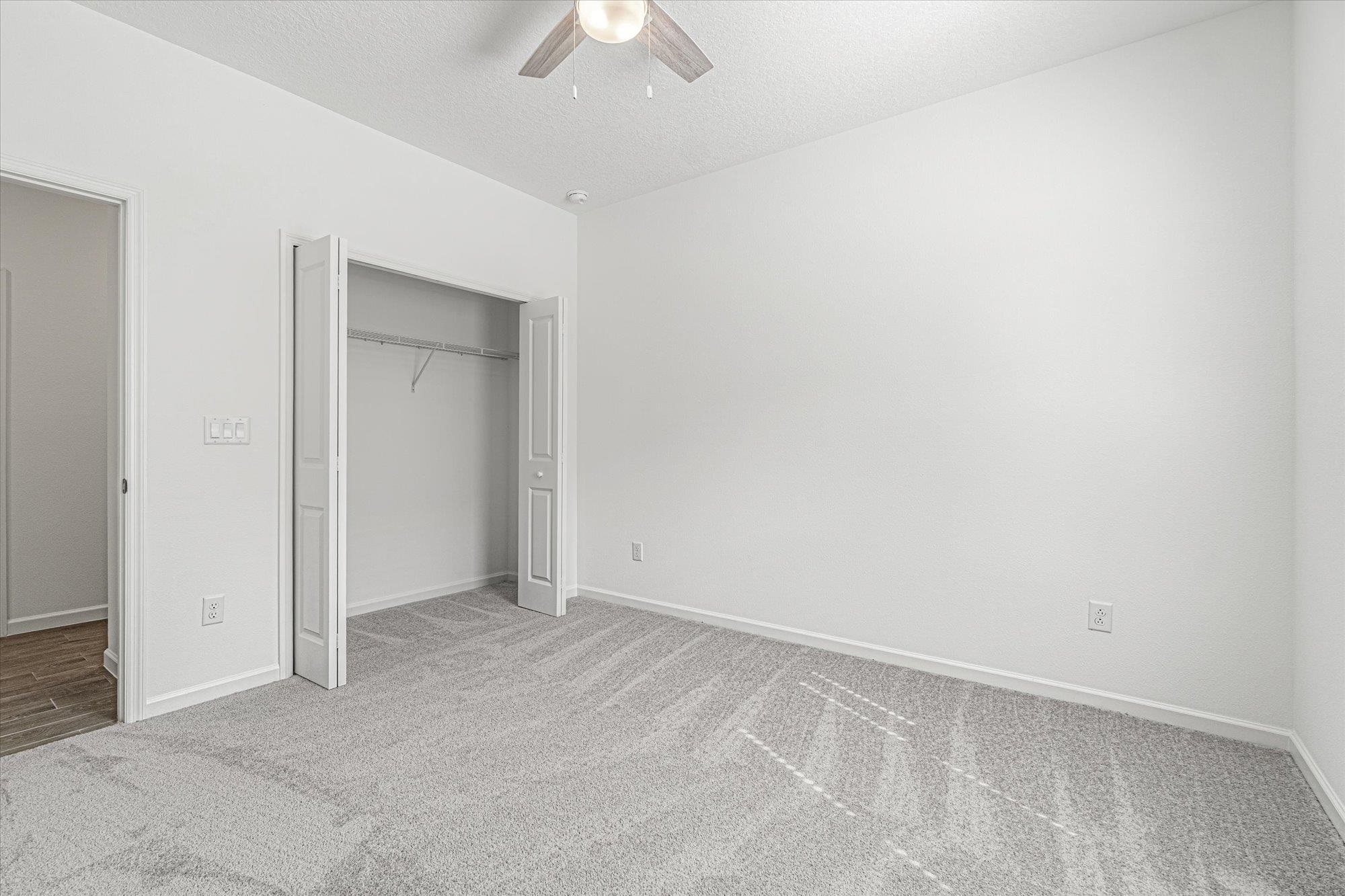 Image 31 of 67 For 89 Kingsley Park Way