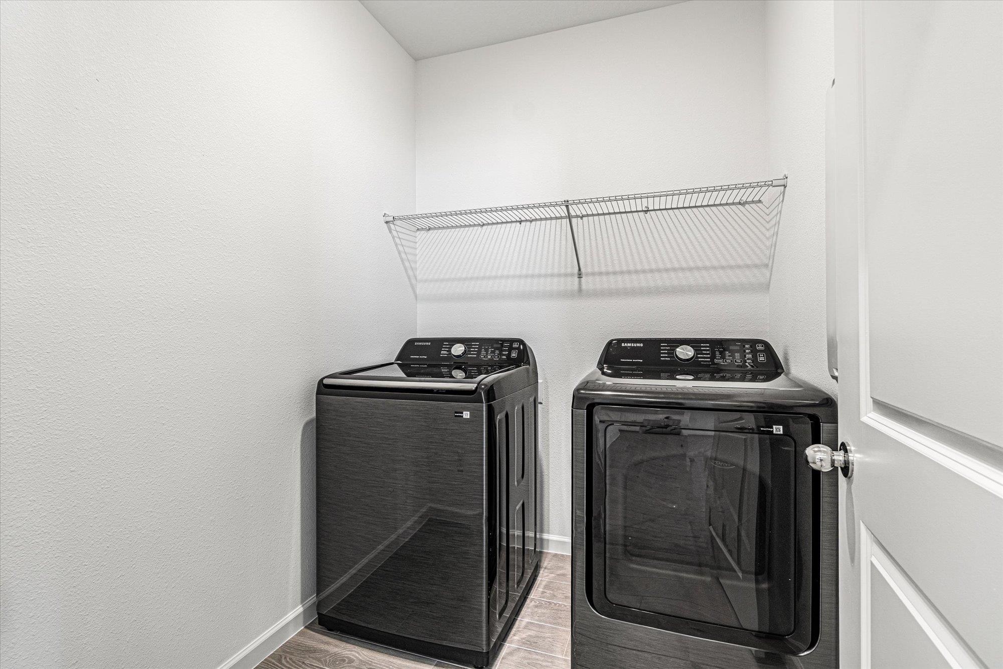 Image 35 of 67 For 89 Kingsley Park Way