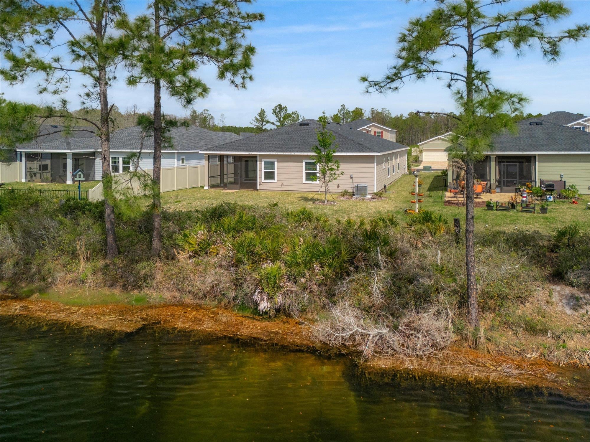 Image 61 of 67 For 89 Kingsley Park Way