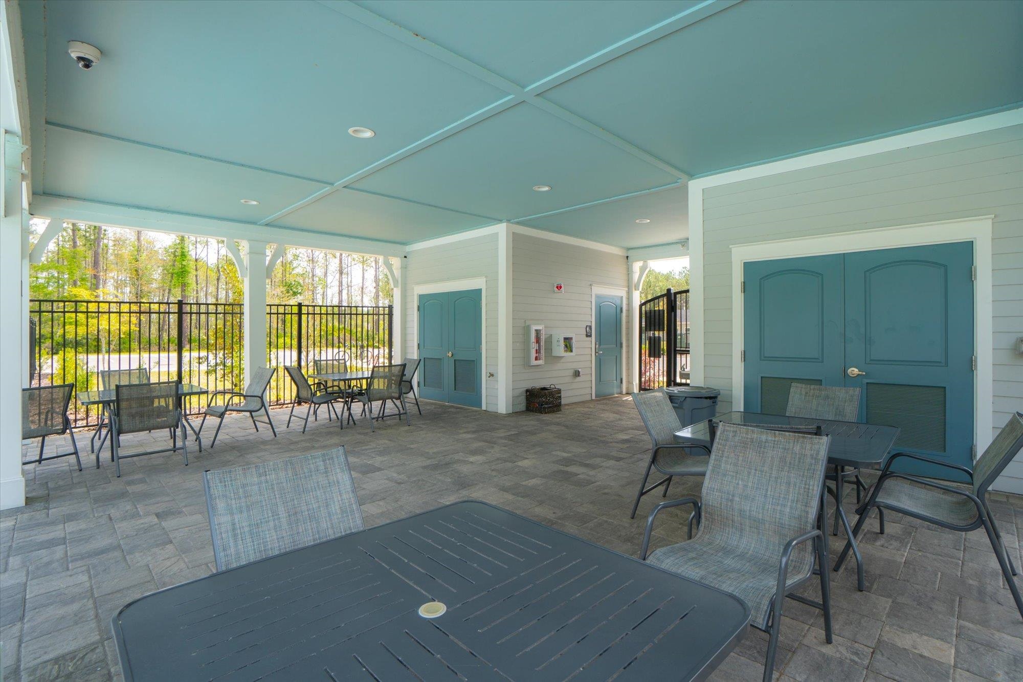 Image 66 of 67 For 89 Kingsley Park Way