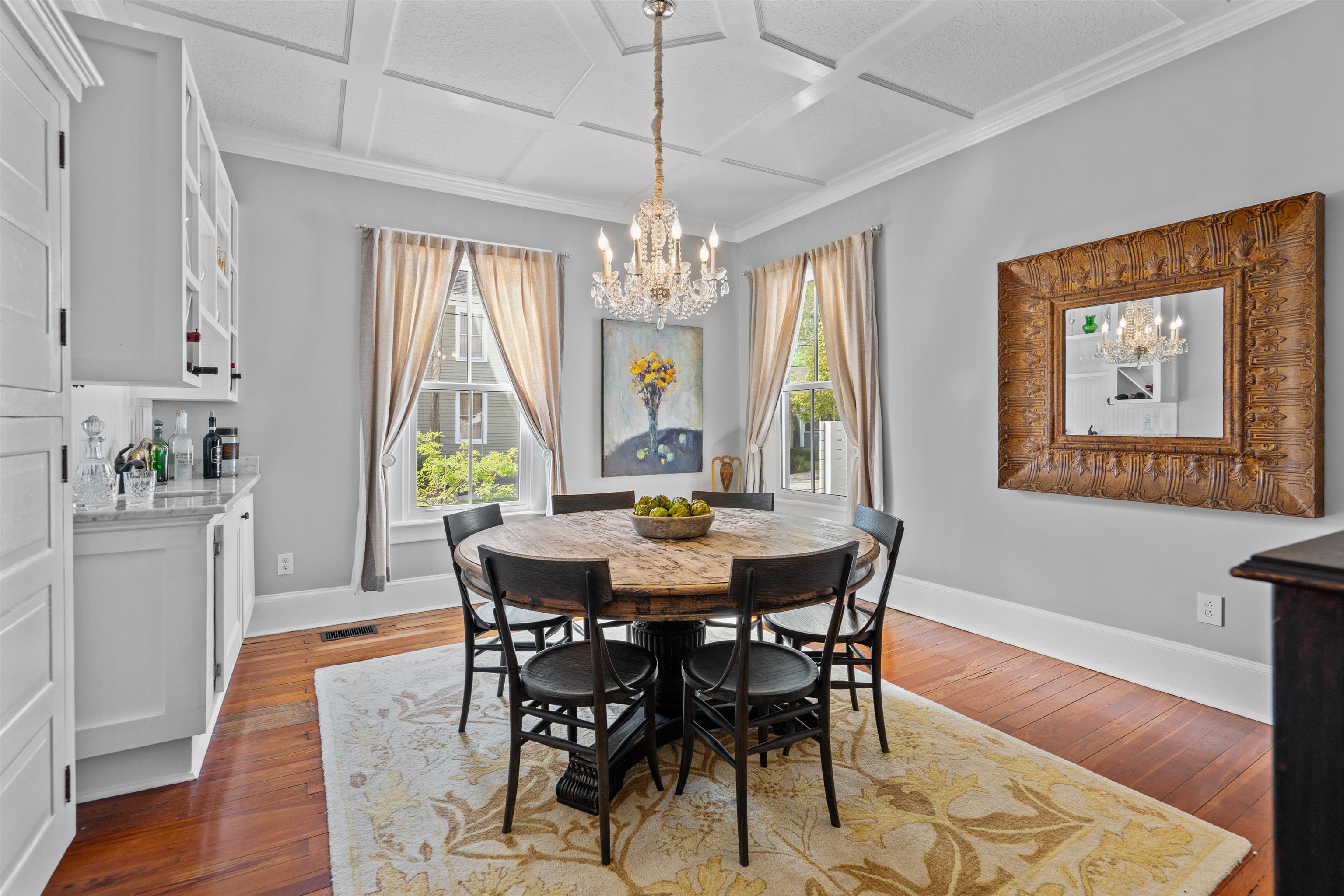 Image 13 of 52 For 26 Riberia Street