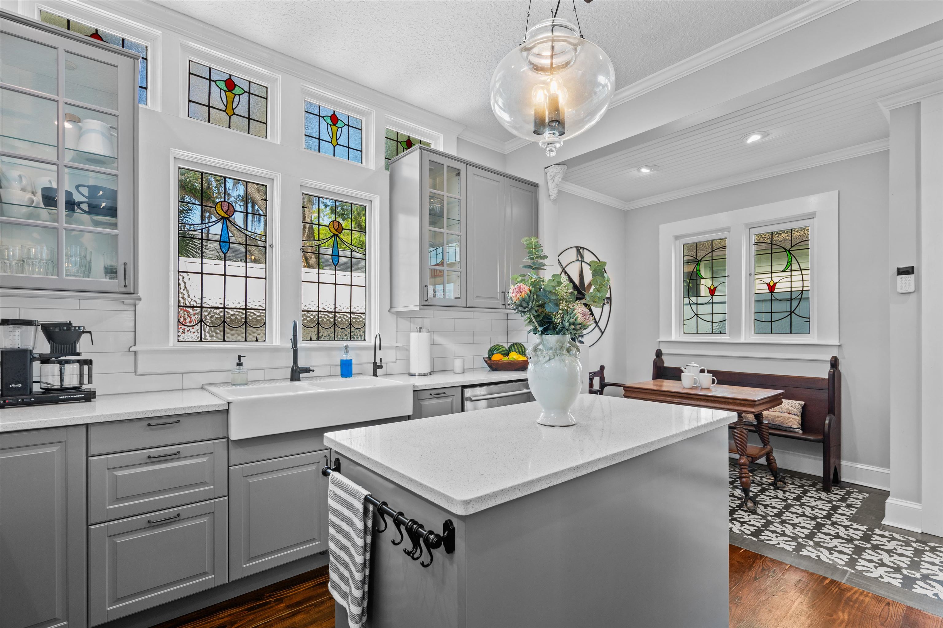 Image 16 of 52 For 26 Riberia Street