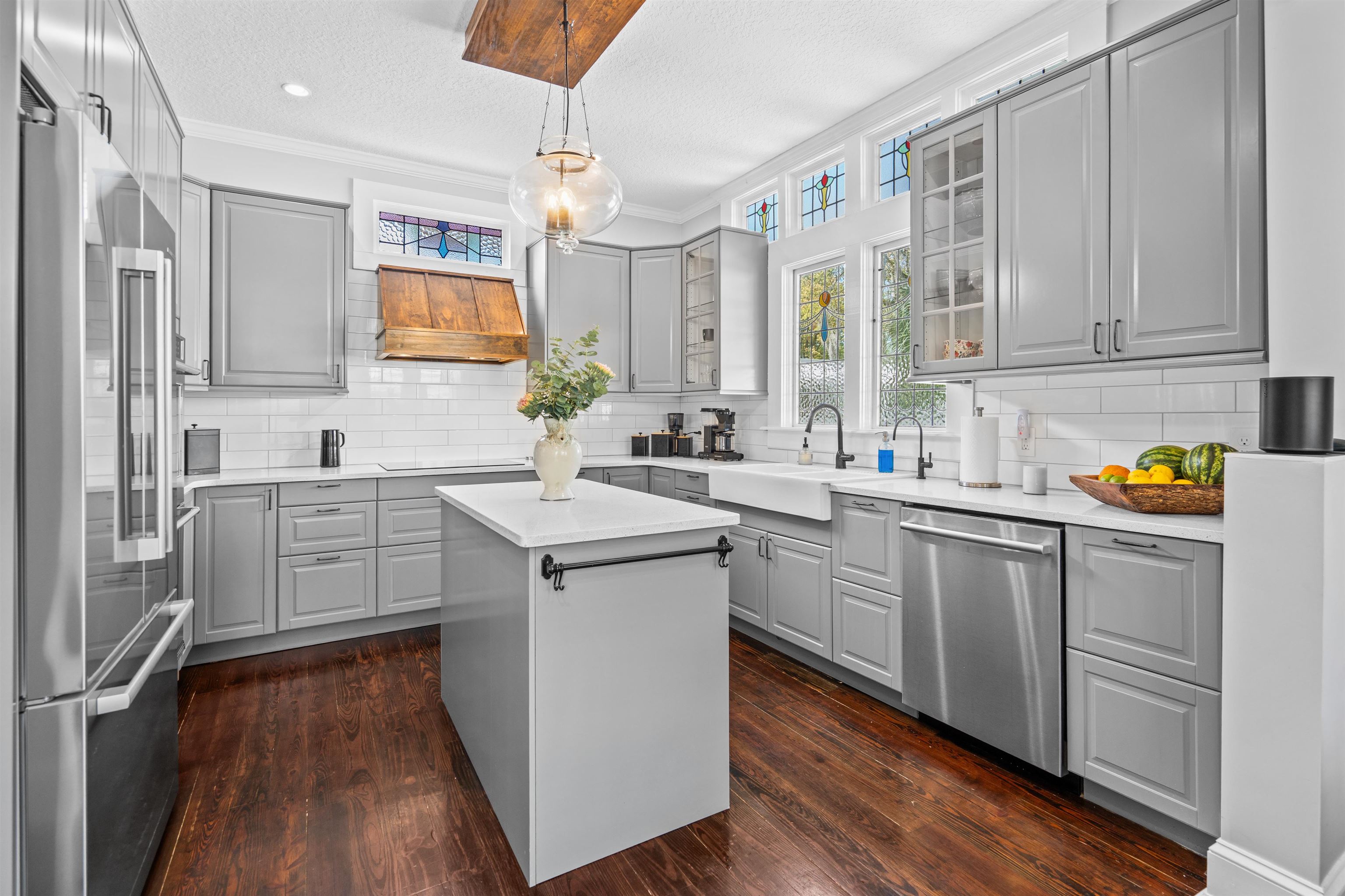 Image 19 of 52 For 26 Riberia Street