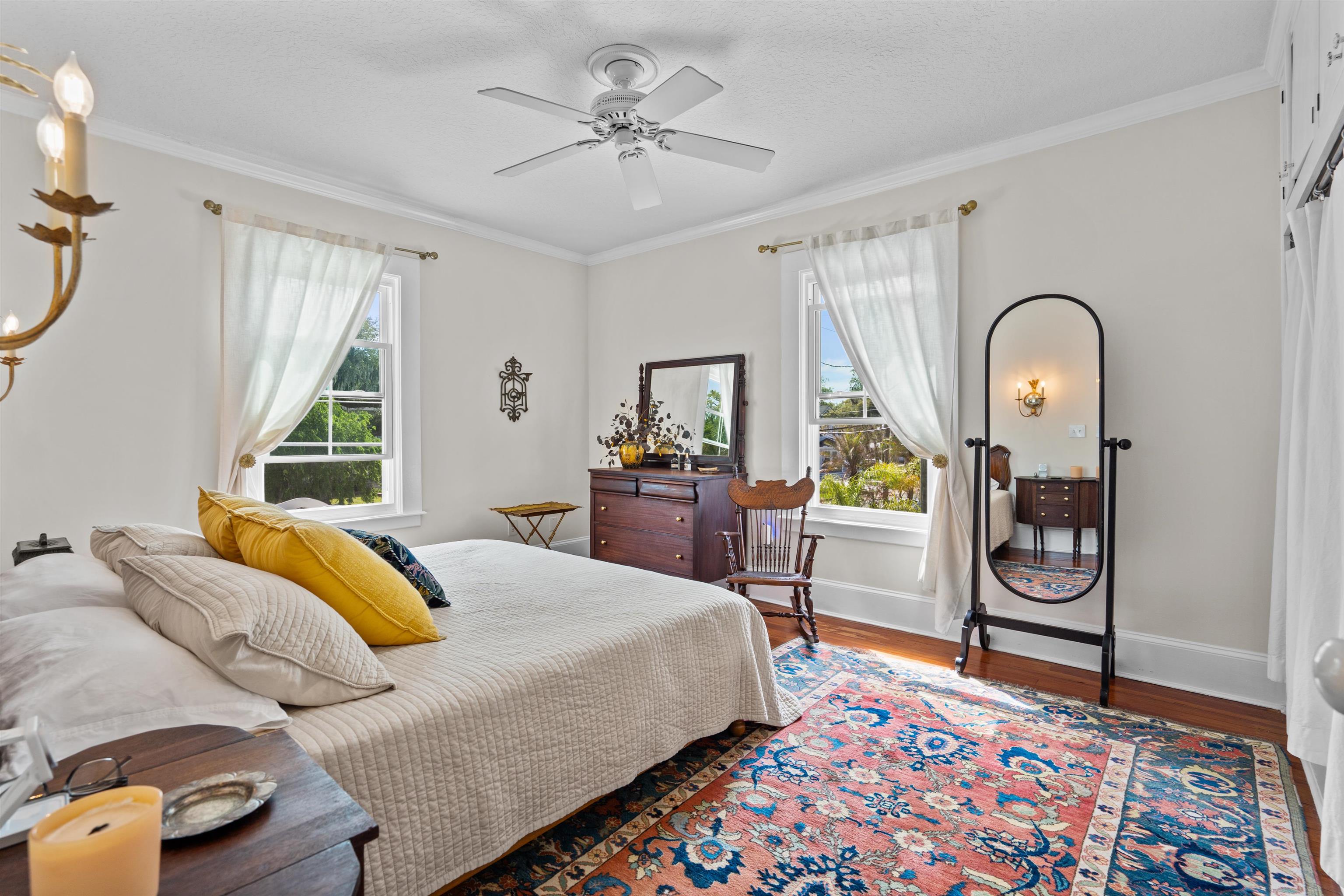 Image 27 of 52 For 26 Riberia Street