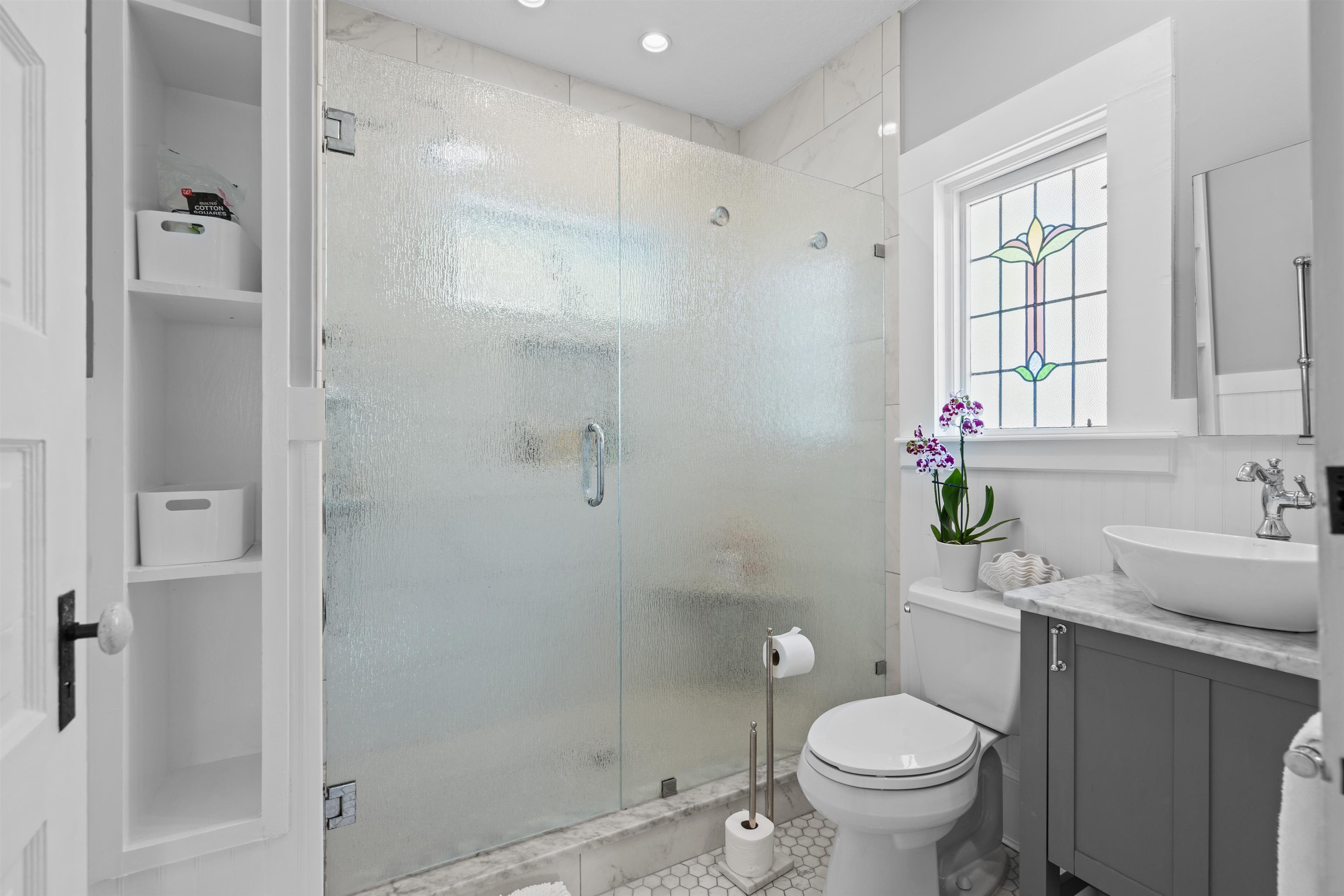 Image 29 of 52 For 26 Riberia Street