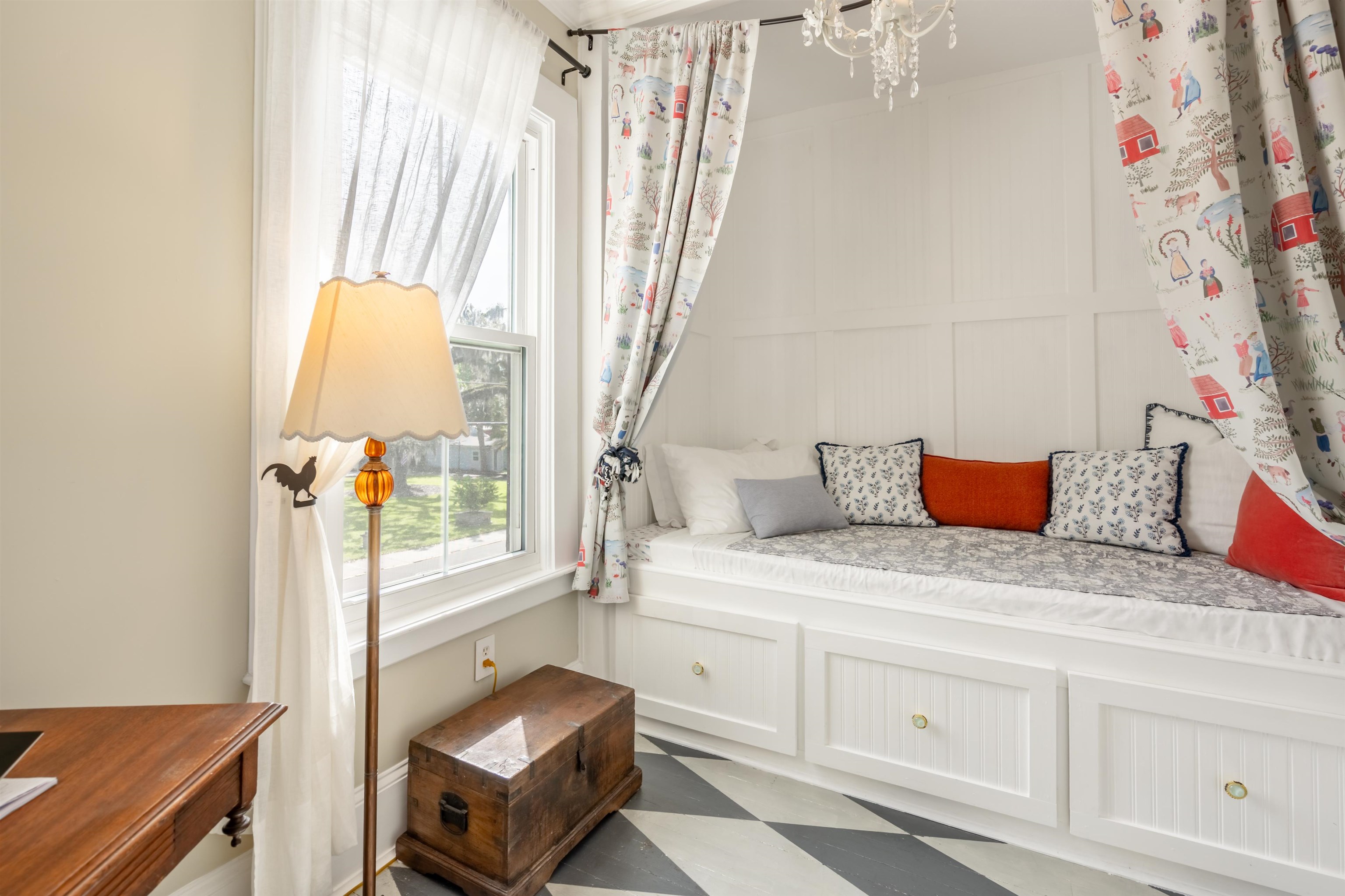 Image 32 of 52 For 26 Riberia Street