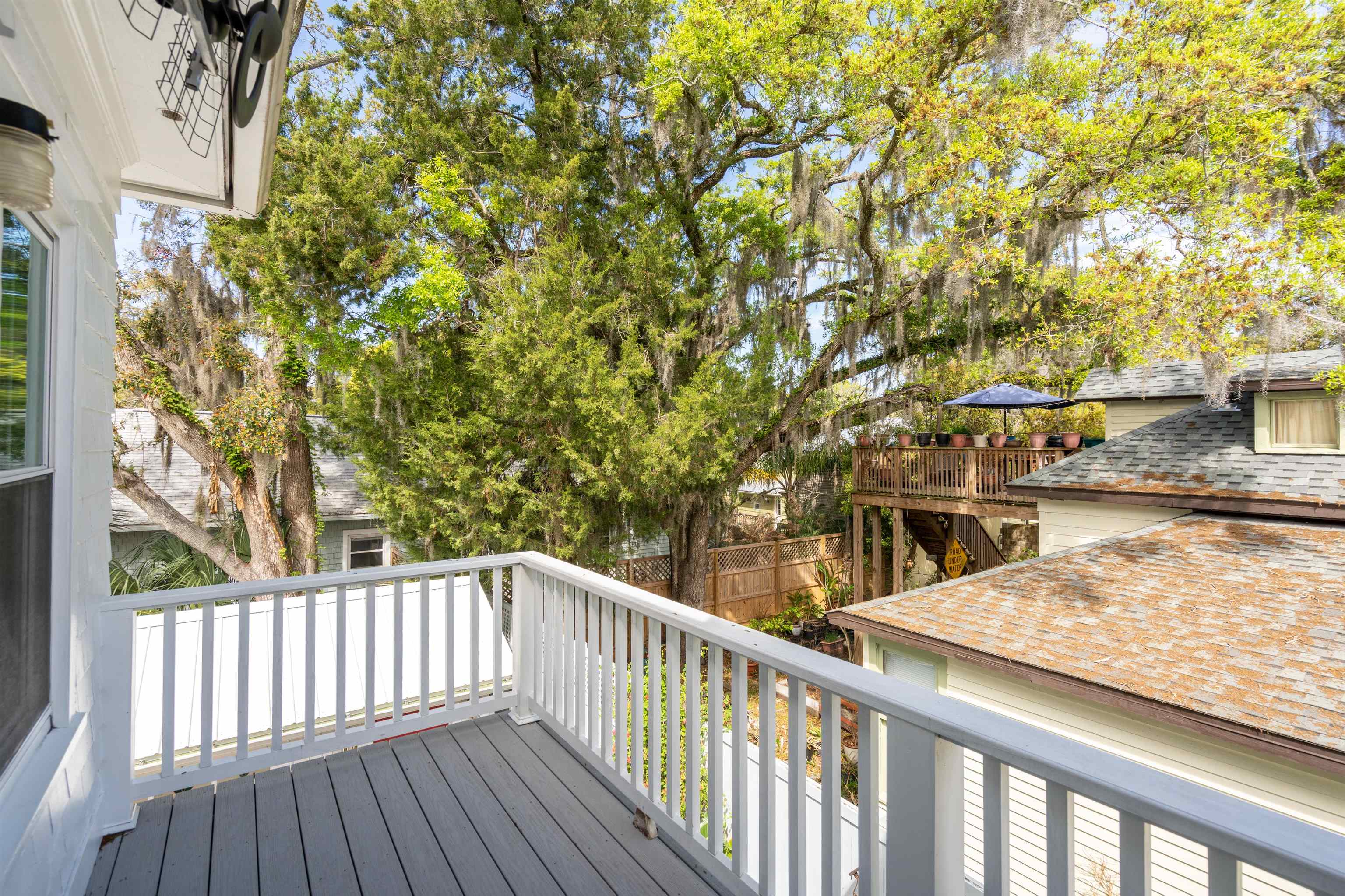 Image 38 of 52 For 26 Riberia Street