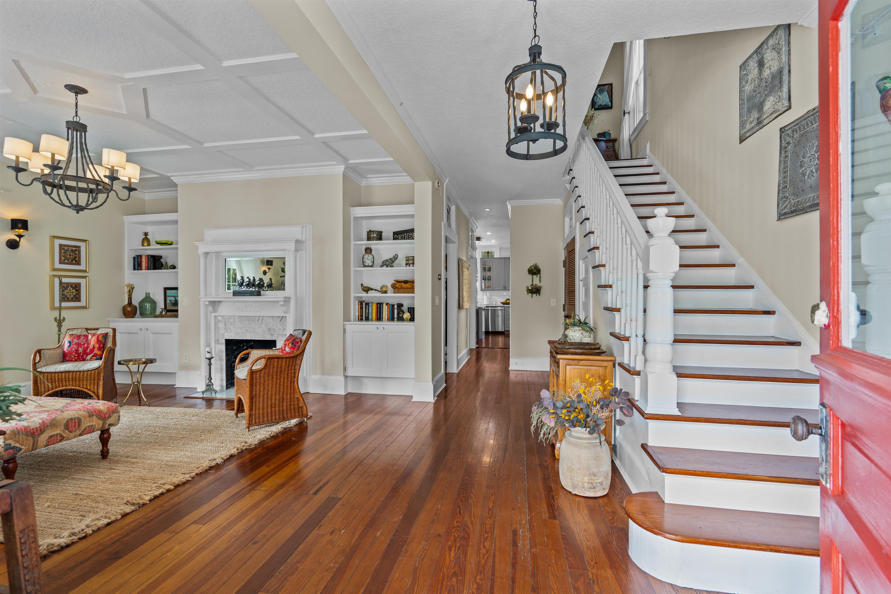 Image 7 of 52 For 26 Riberia Street