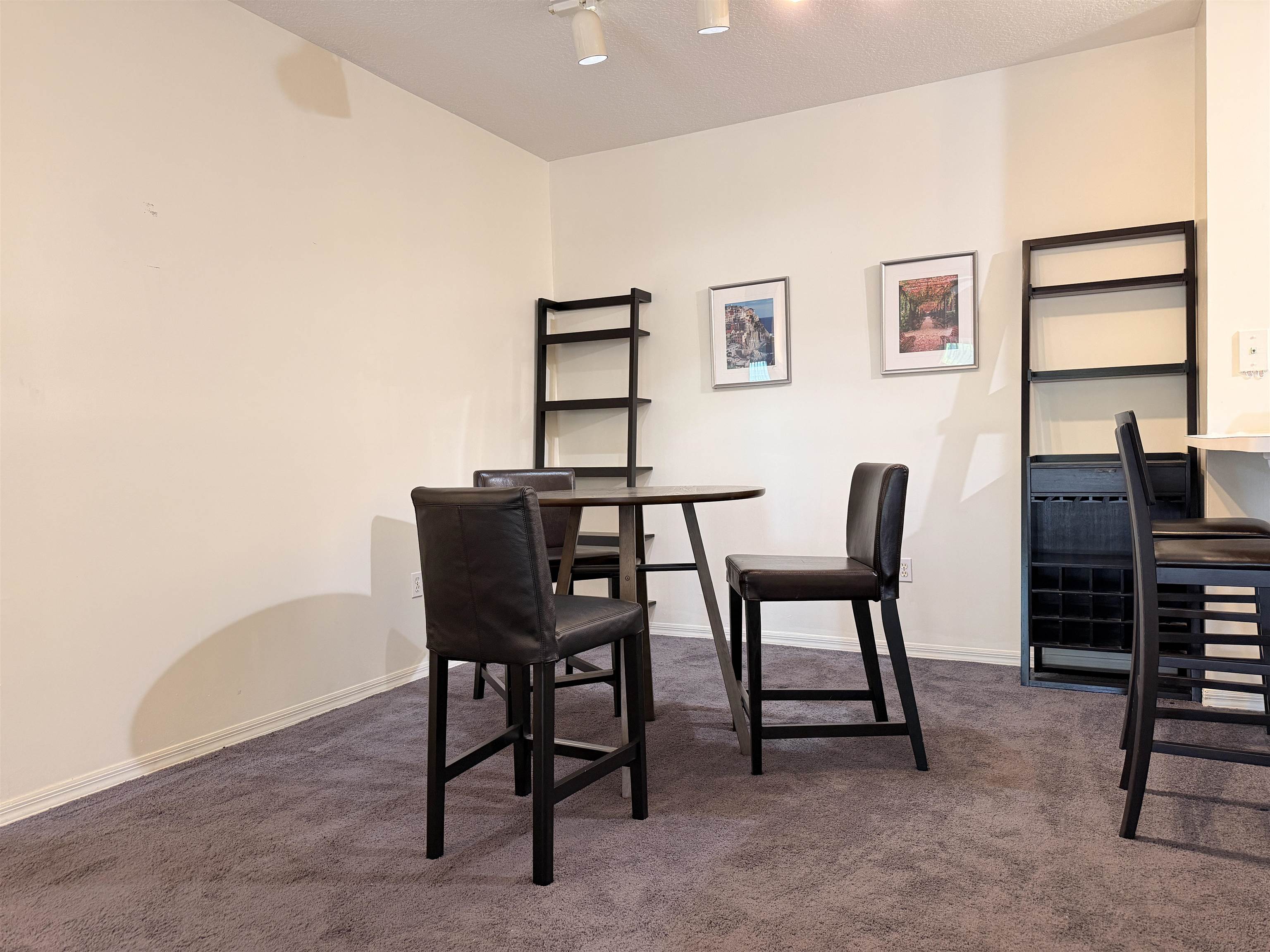 Image 12 of 27 For 615 Fairway Dr  101