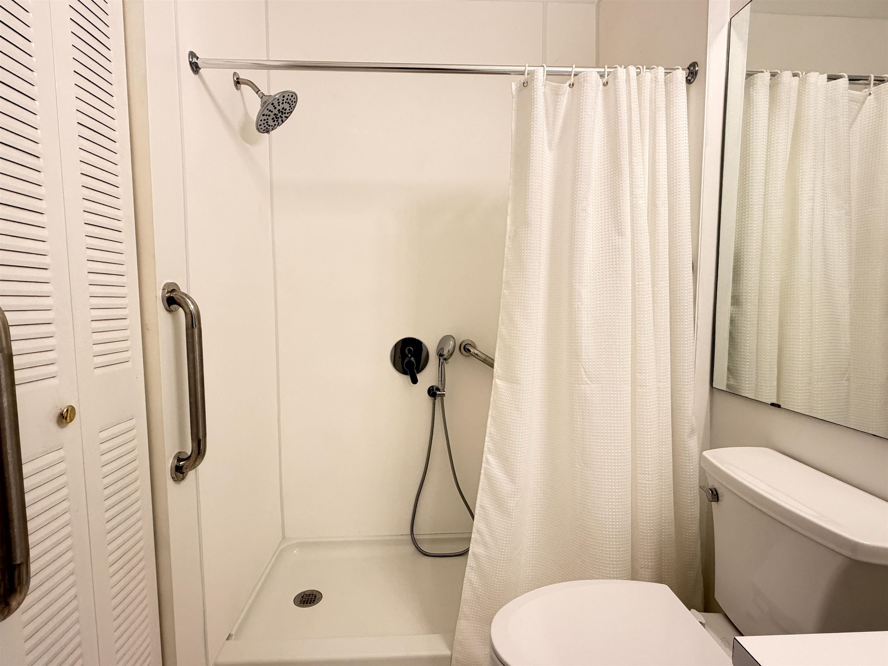 Image 15 of 27 For 615 Fairway Dr  101