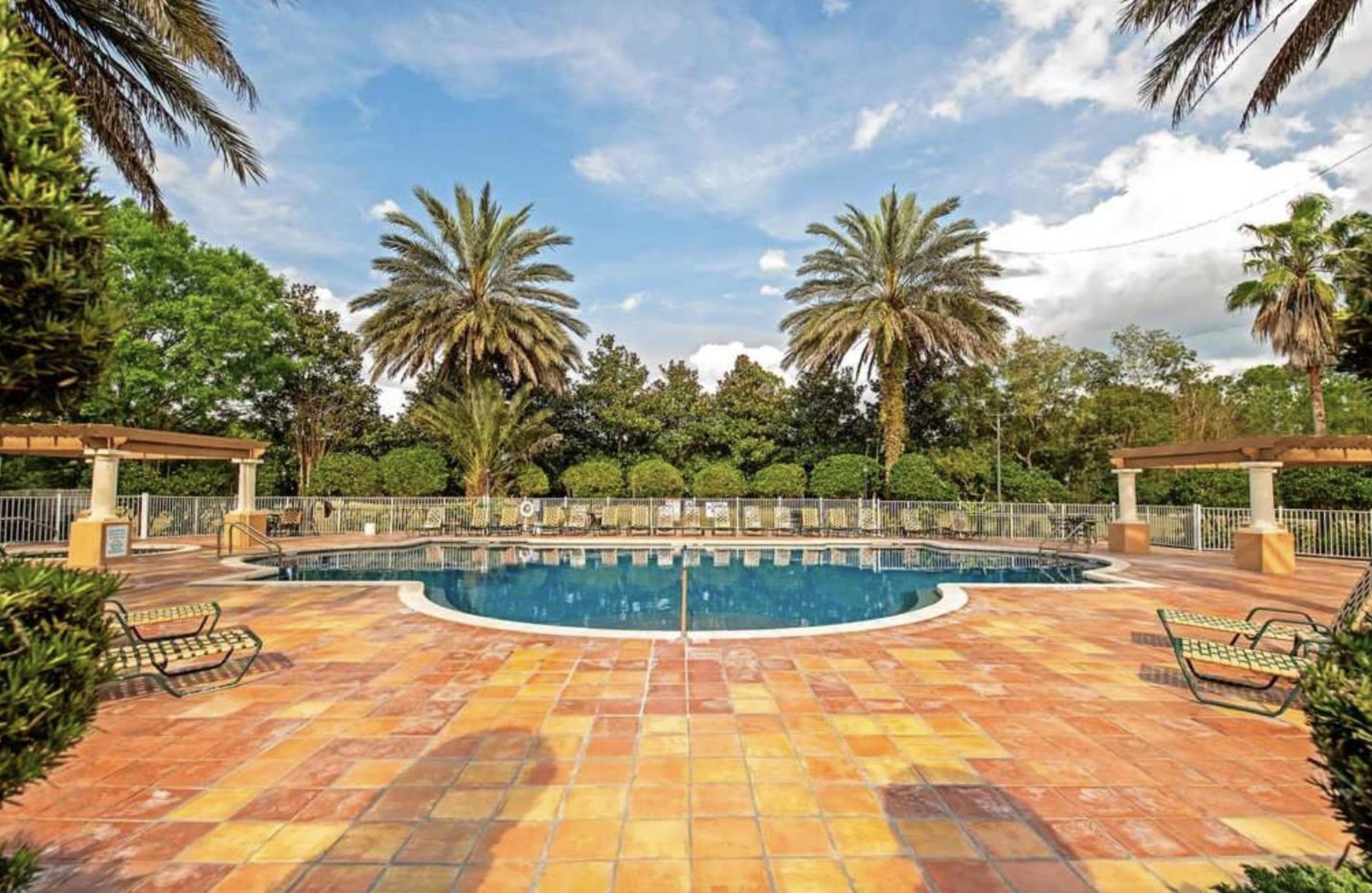 Image 25 of 27 For 615 Fairway Dr  101