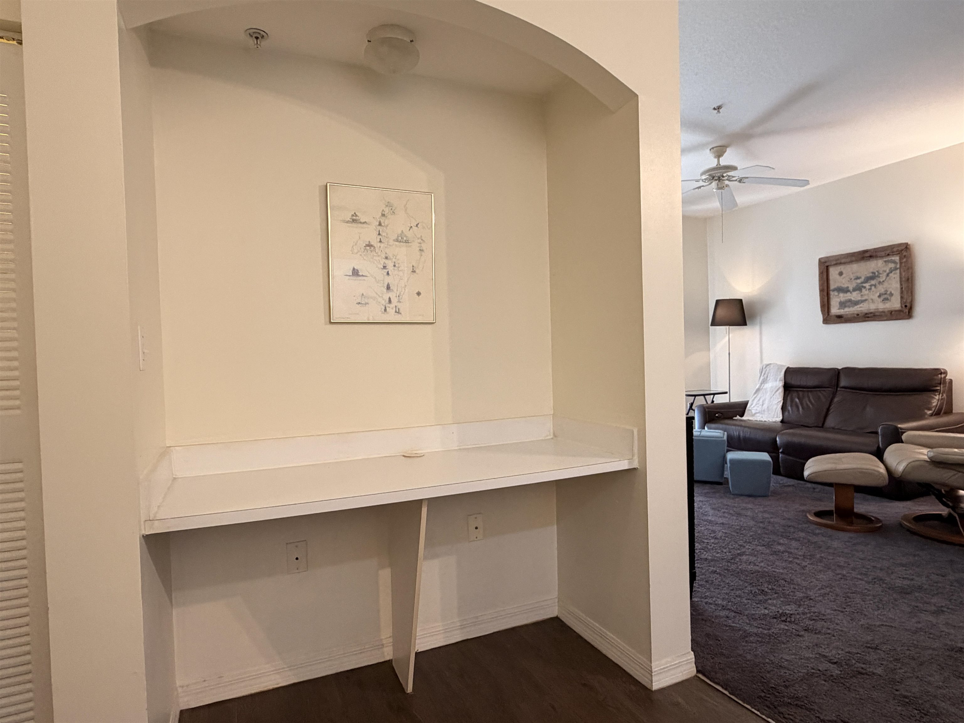 Image 5 of 27 For 615 Fairway Dr  101