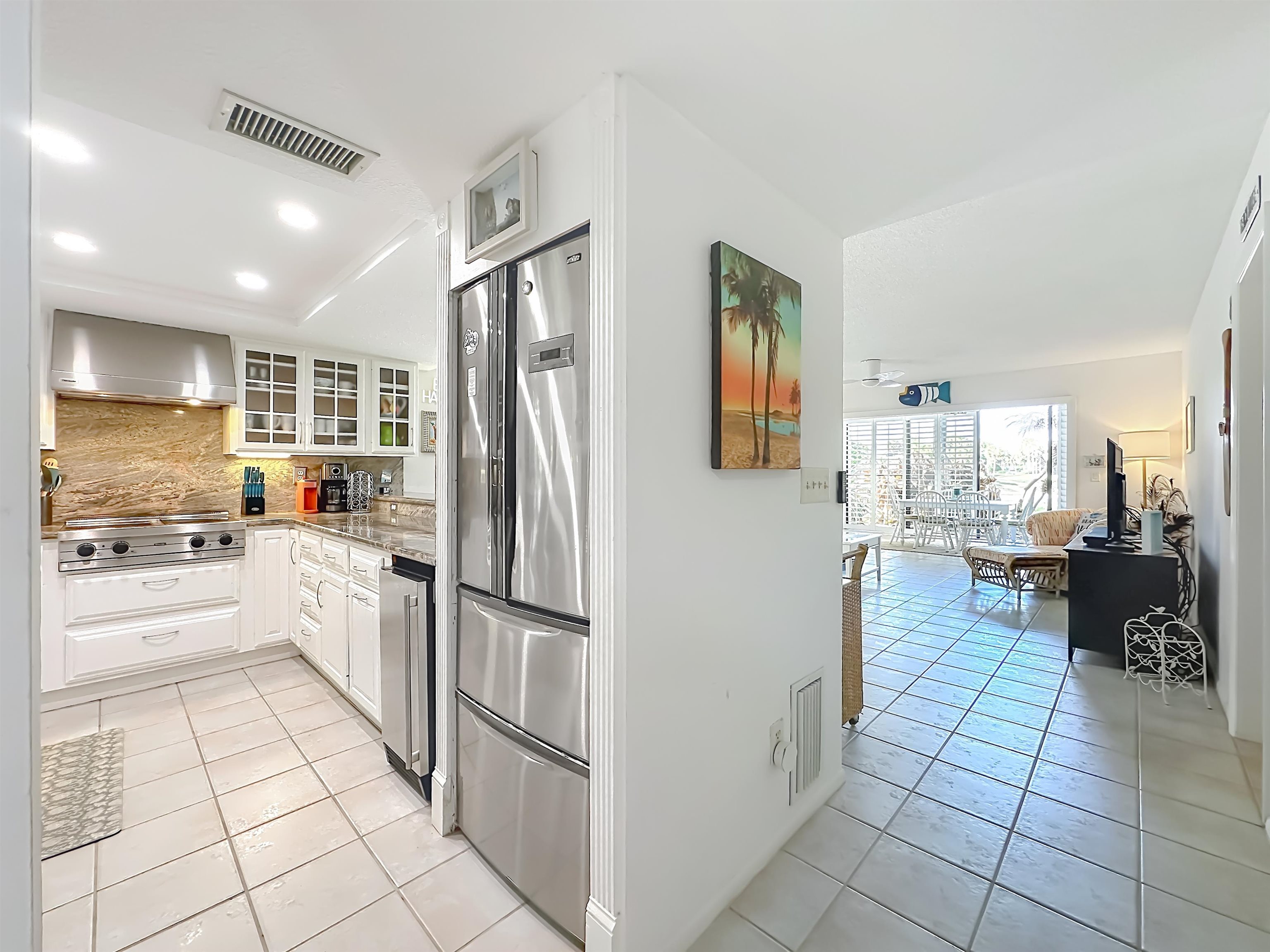 Image 12 of 60 For 51 Village Del Lago Cir