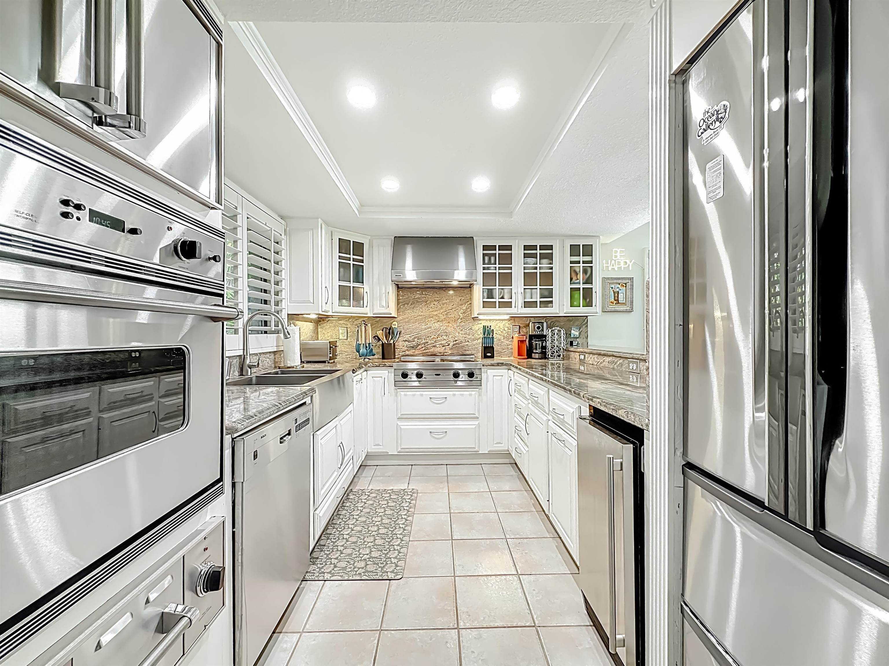 Image 14 of 60 For 51 Village Del Lago Cir