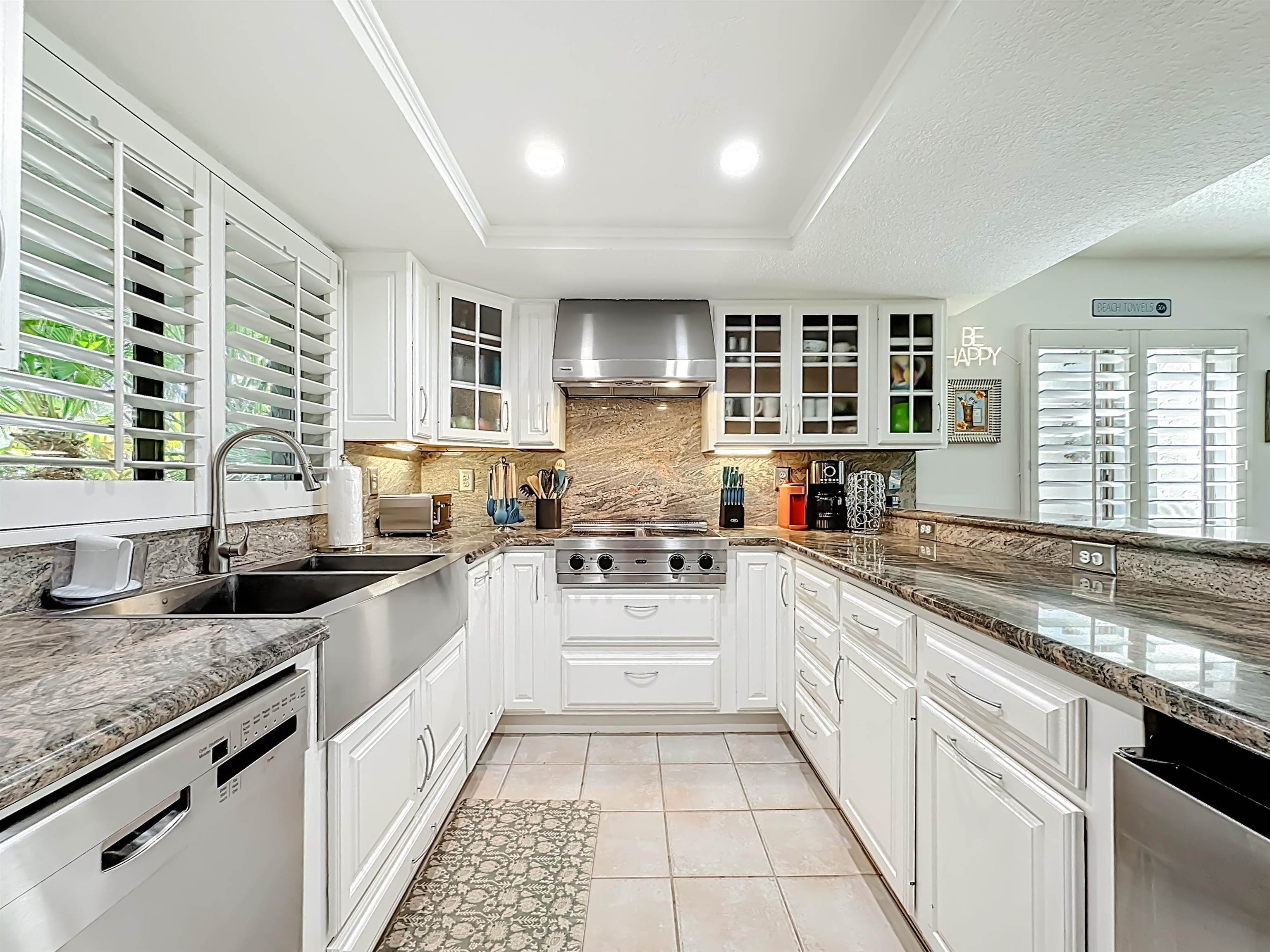 Image 15 of 60 For 51 Village Del Lago Cir