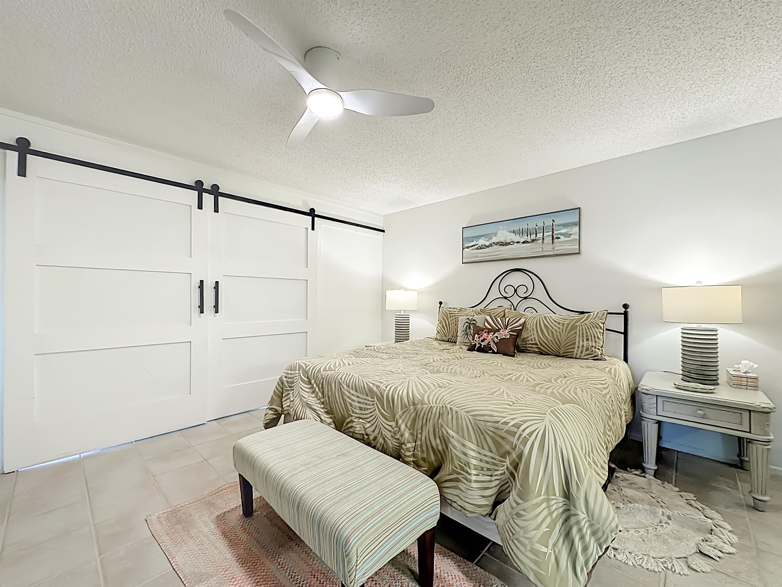 Image 38 of 60 For 51 Village Del Lago Cir