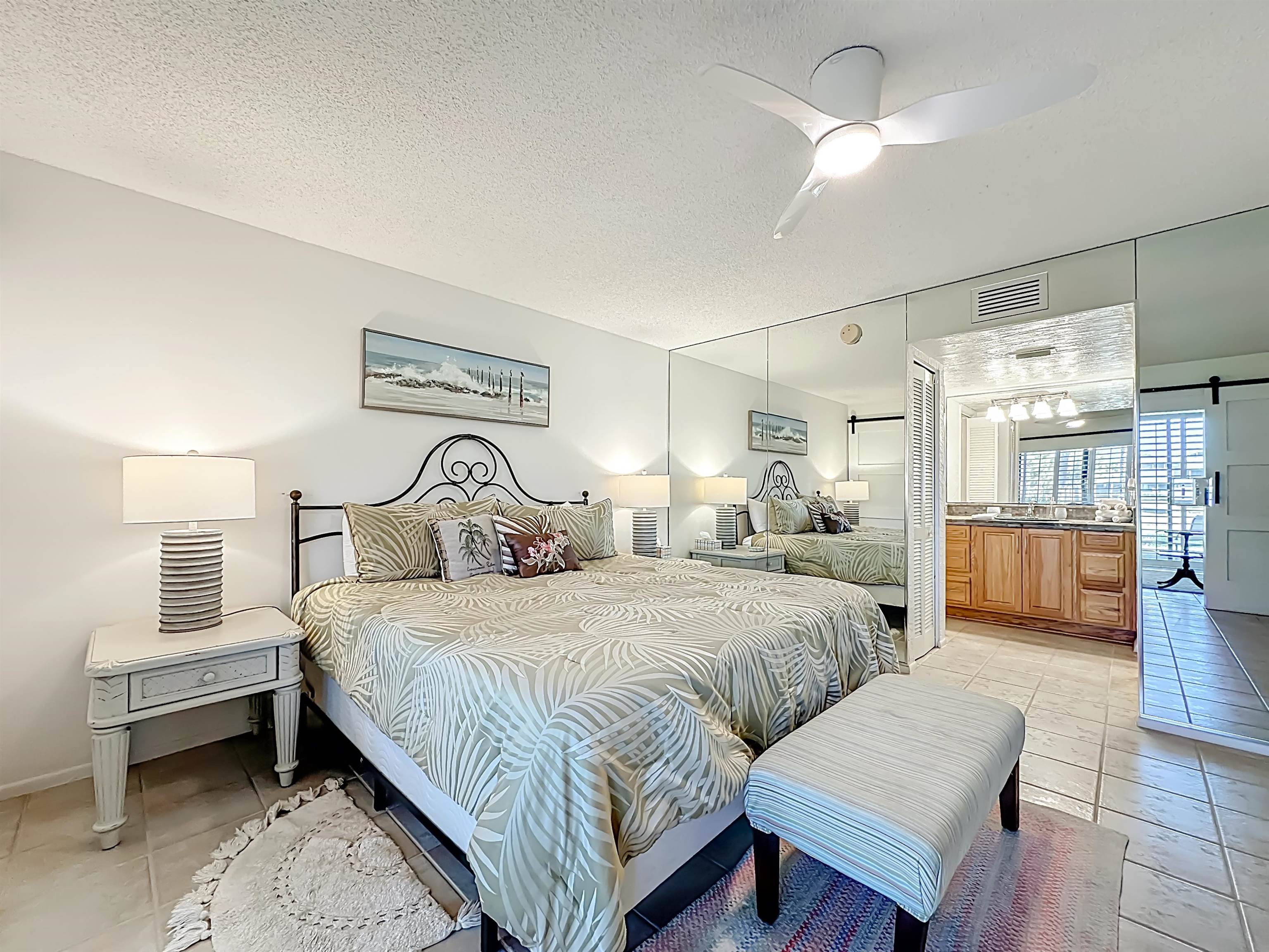 Image 40 of 60 For 51 Village Del Lago Cir