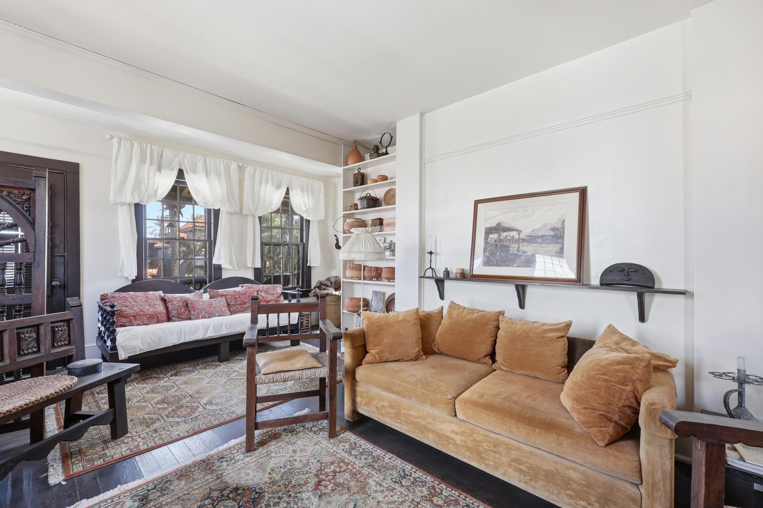 Image 11 of 100 For 50 Charlotte St