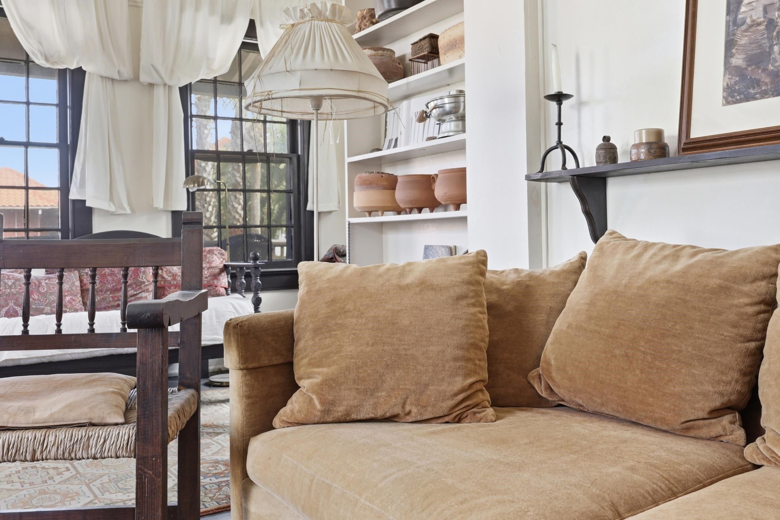 Image 18 of 100 For 50 Charlotte St