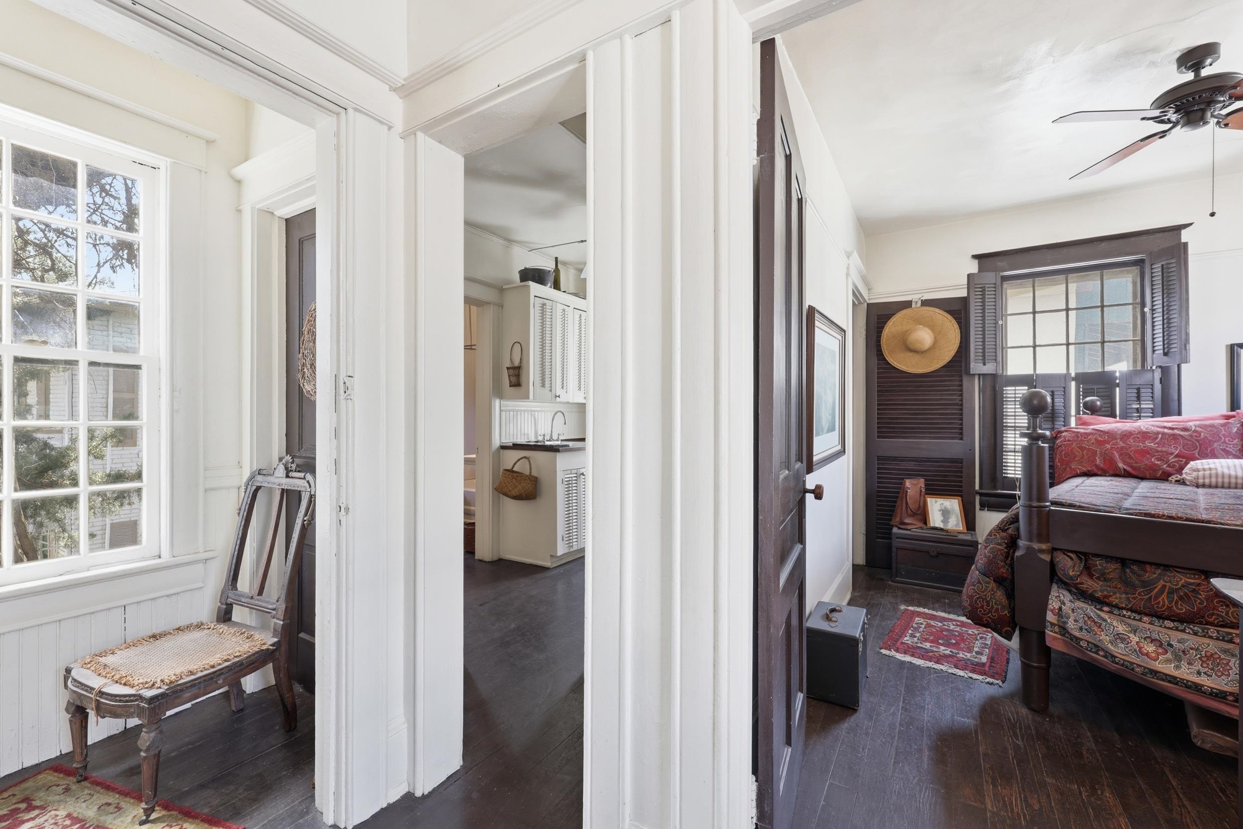 Image 31 of 100 For 50 Charlotte St