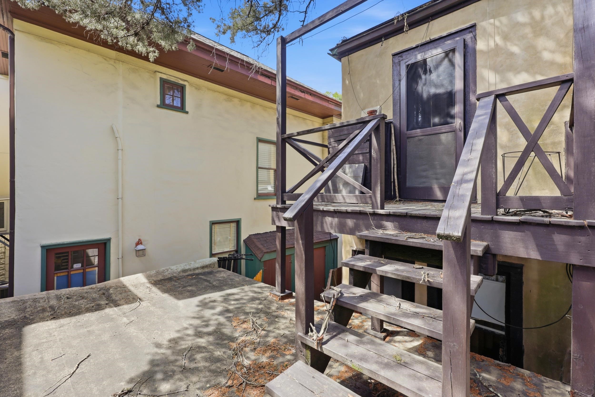 Image 46 of 100 For 50 Charlotte St