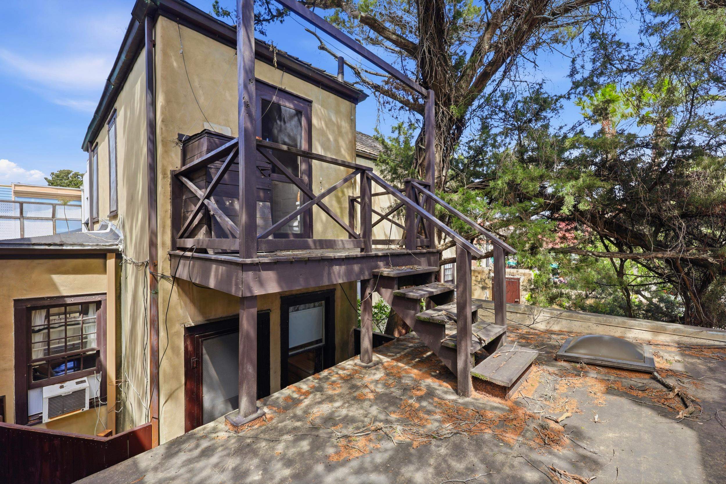 Image 48 of 100 For 50 Charlotte St