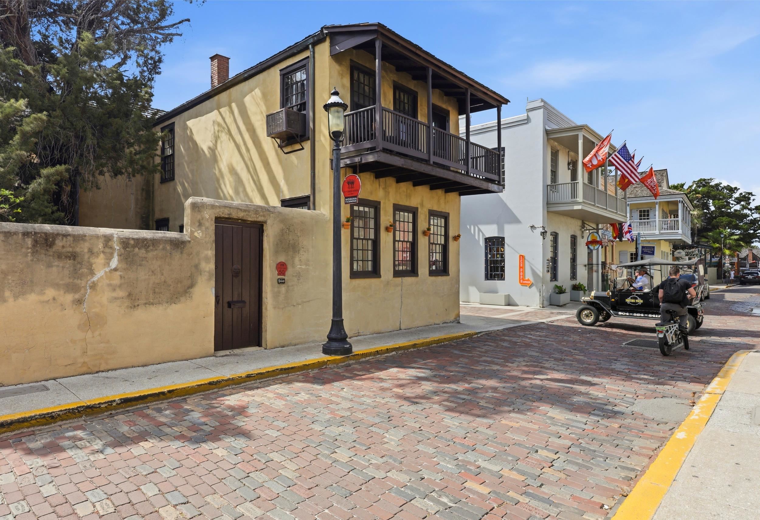 Image 75 of 100 For 50 Charlotte St