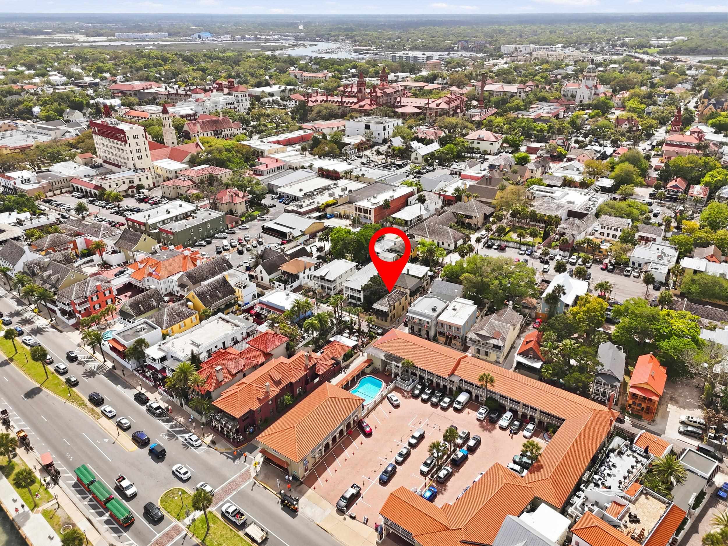 Image 95 of 100 For 50 Charlotte St