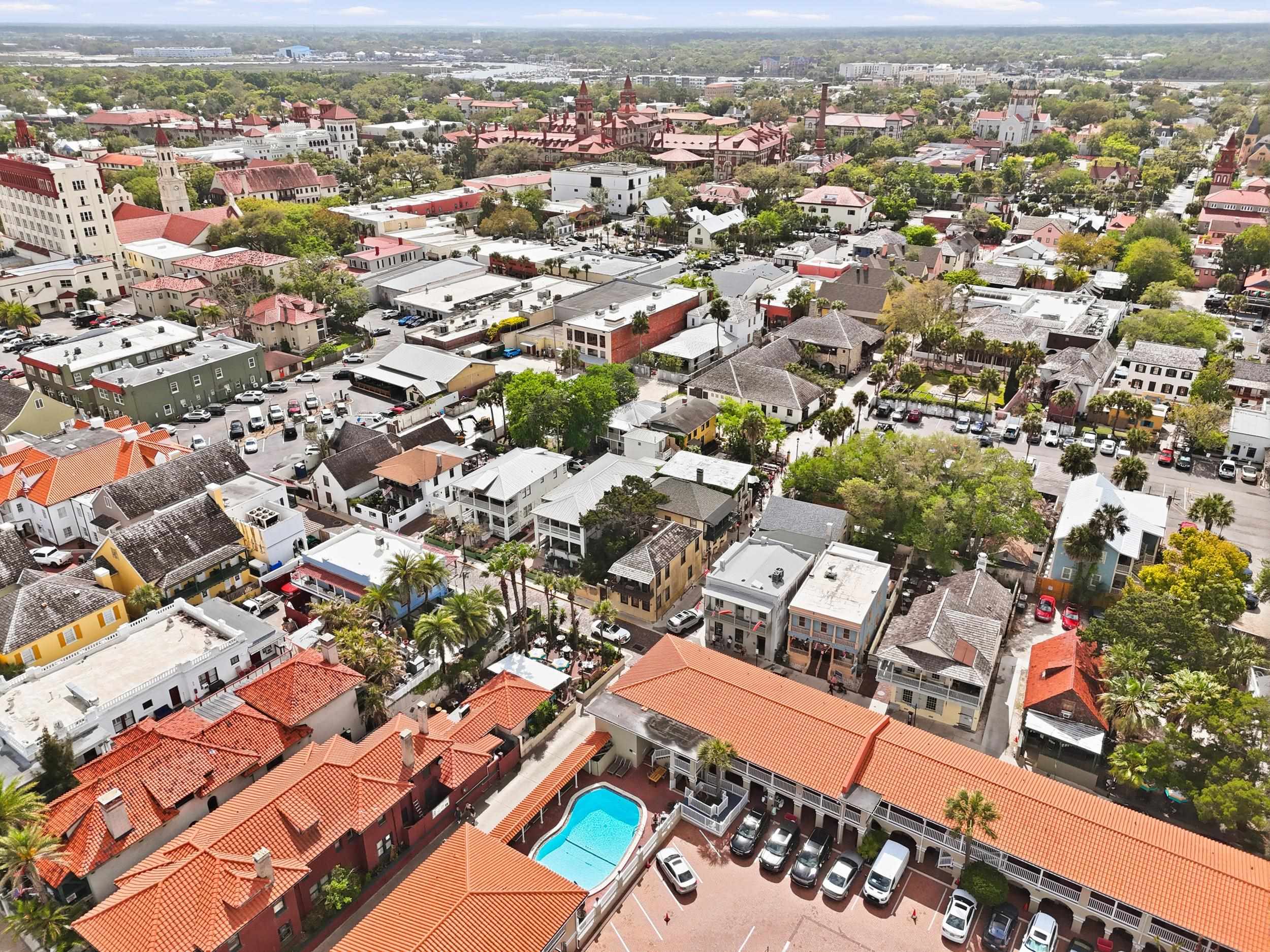 Image 98 of 100 For 50 Charlotte St