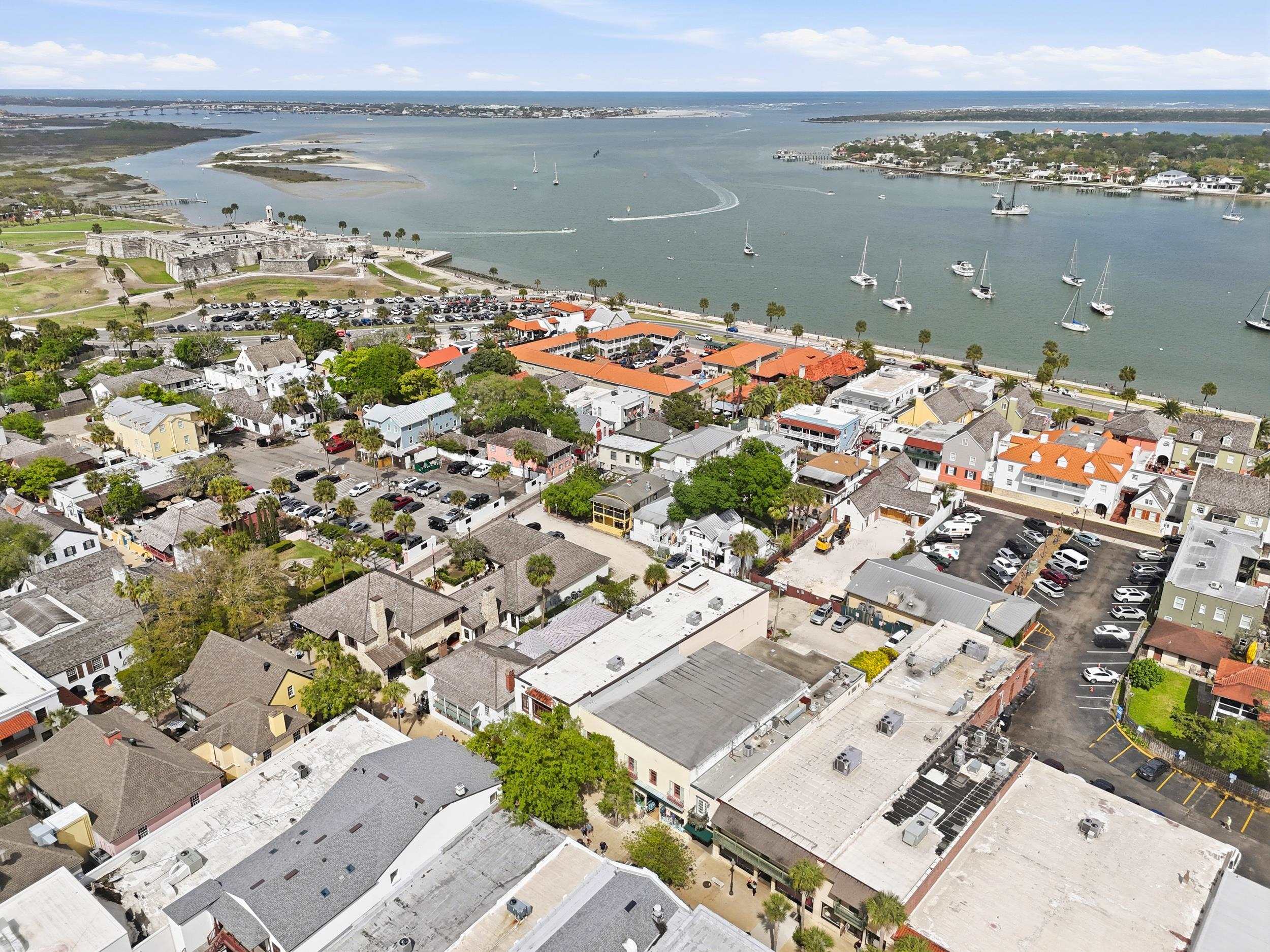 Image 99 of 100 For 50 Charlotte St