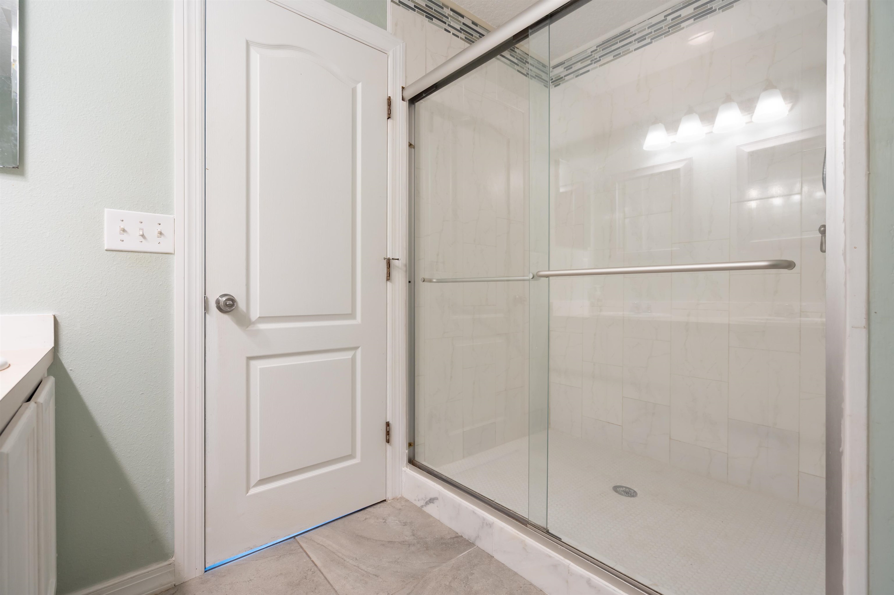 Image 22 of 35 For 5312 Cypress Links Blvd