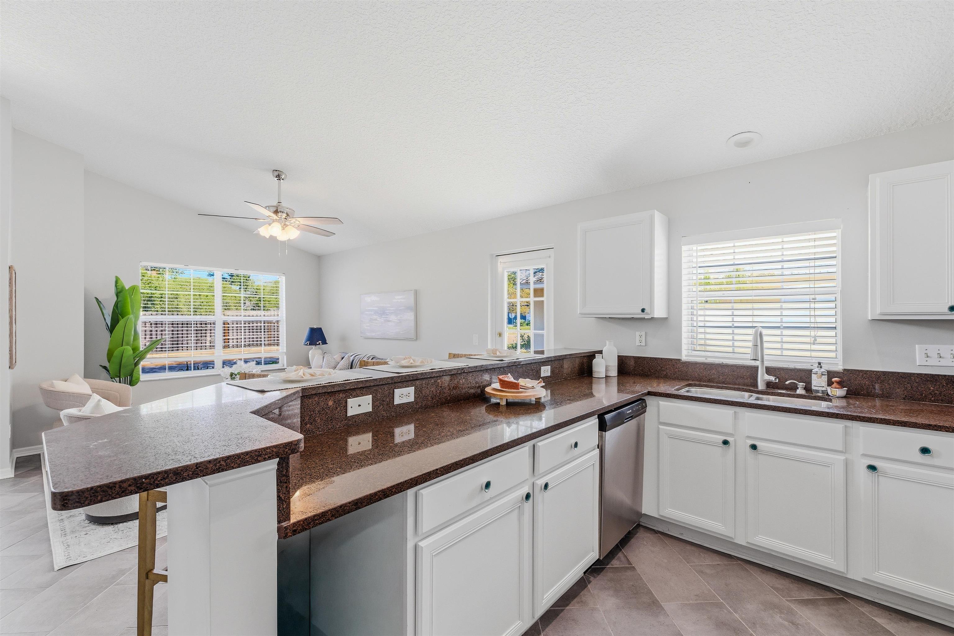 Image 14 of 28 For 207 11th St  