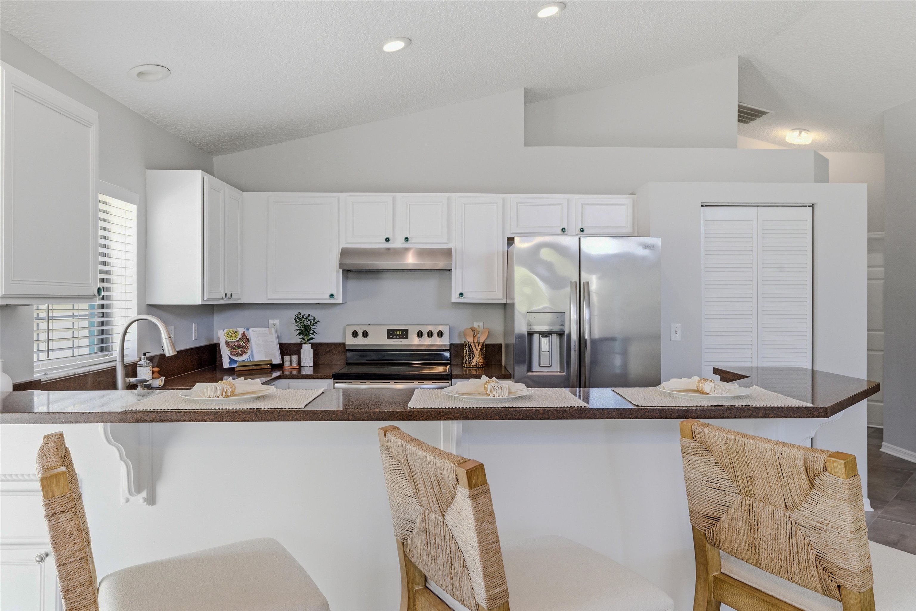 Image 15 of 28 For 207 11th St  