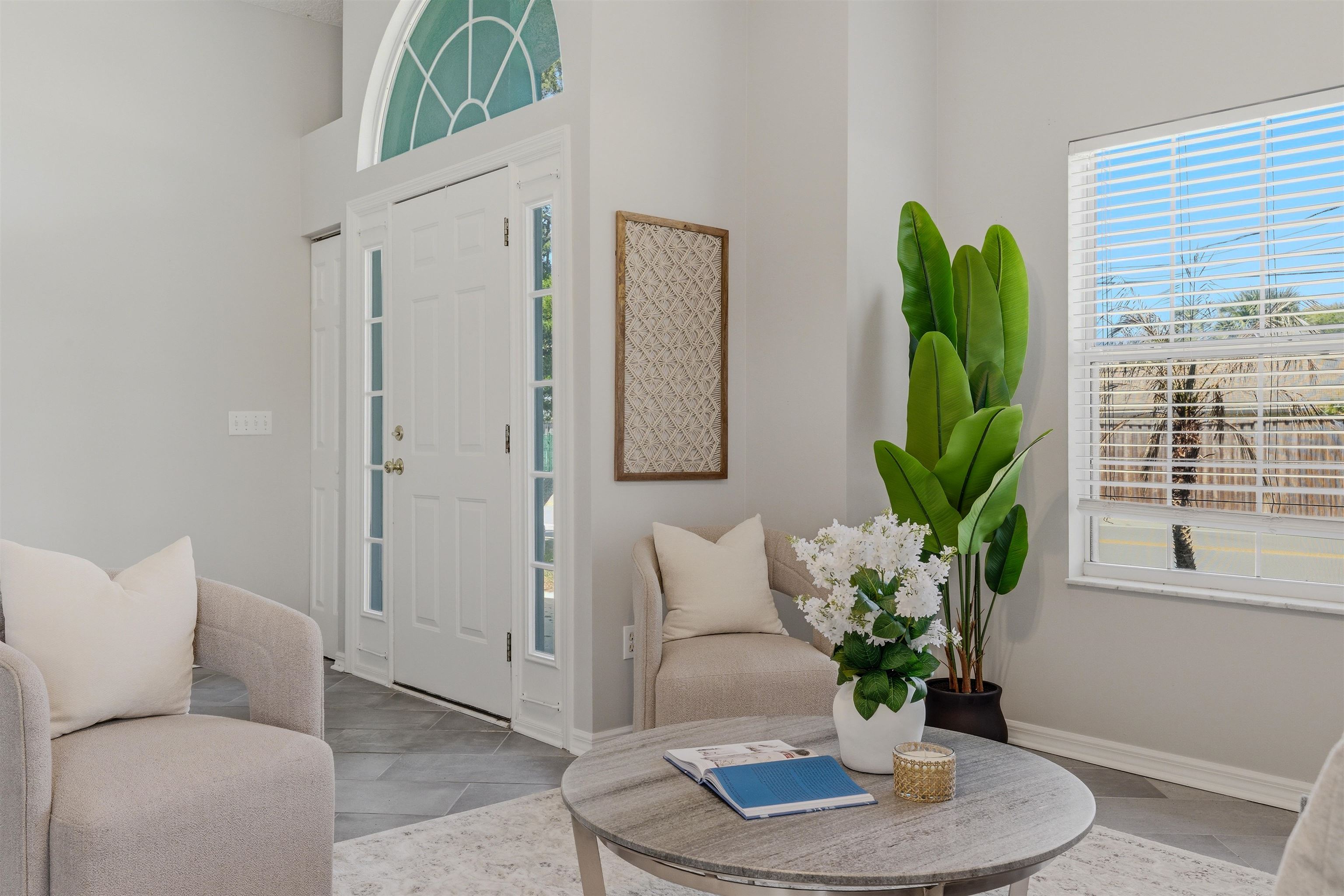 Image 4 of 28 For 207 11th St  