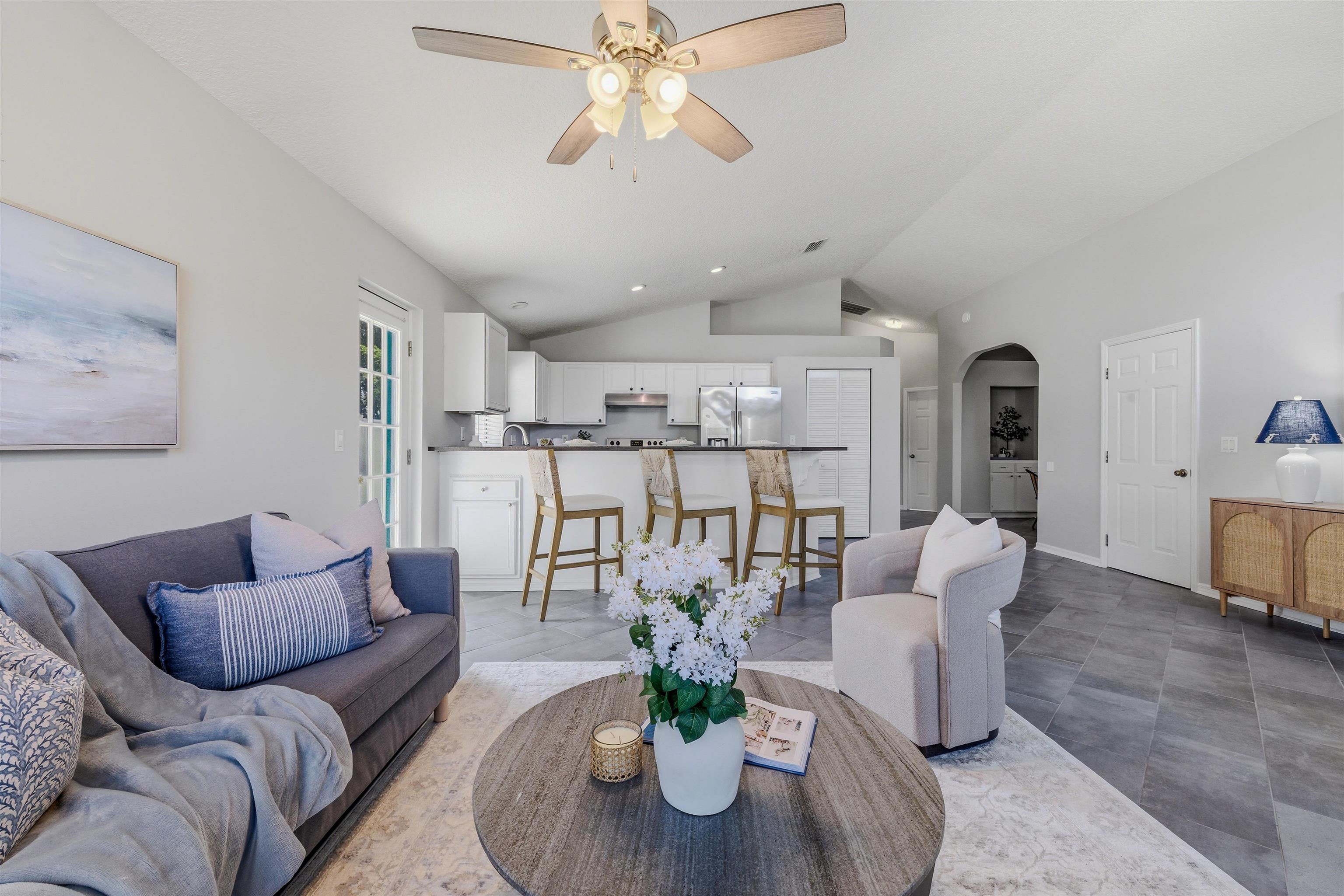 Image 6 of 28 For 207 11th St  