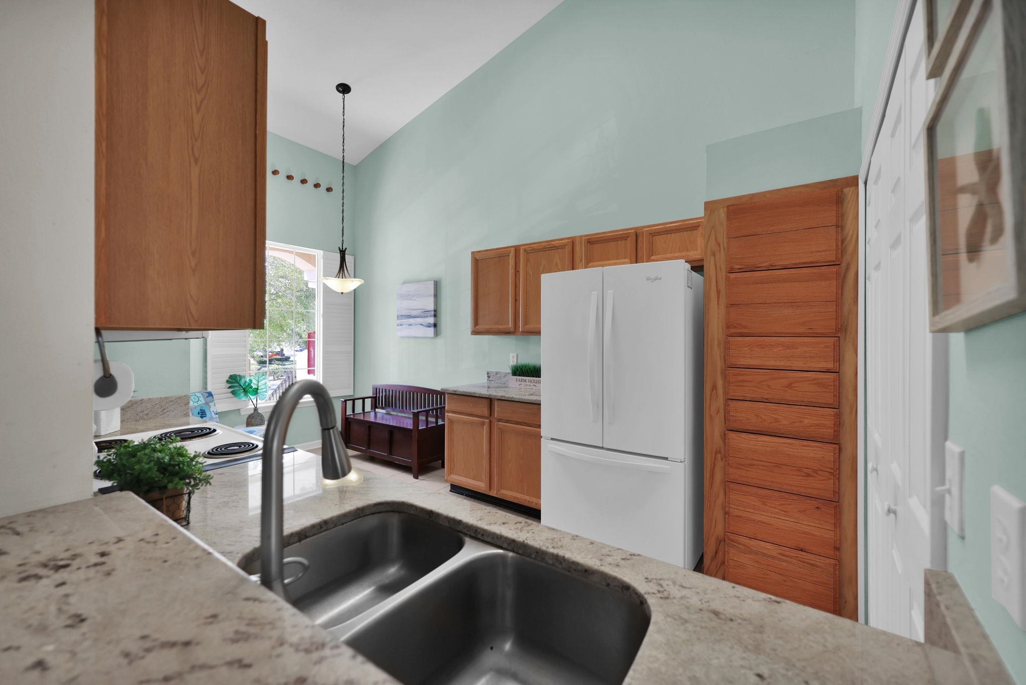 Image 16 of 32 For 1305 Royal Troon Ln